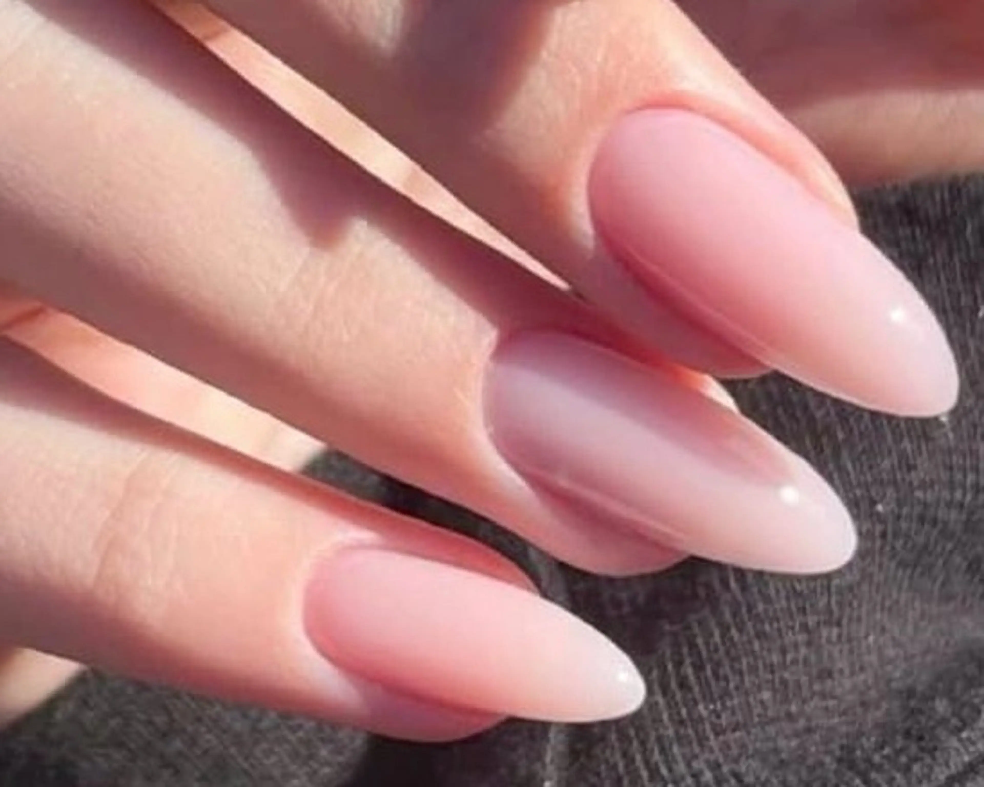 ネイル パラジェル取扱サロン rosa nailのネイルデザイン