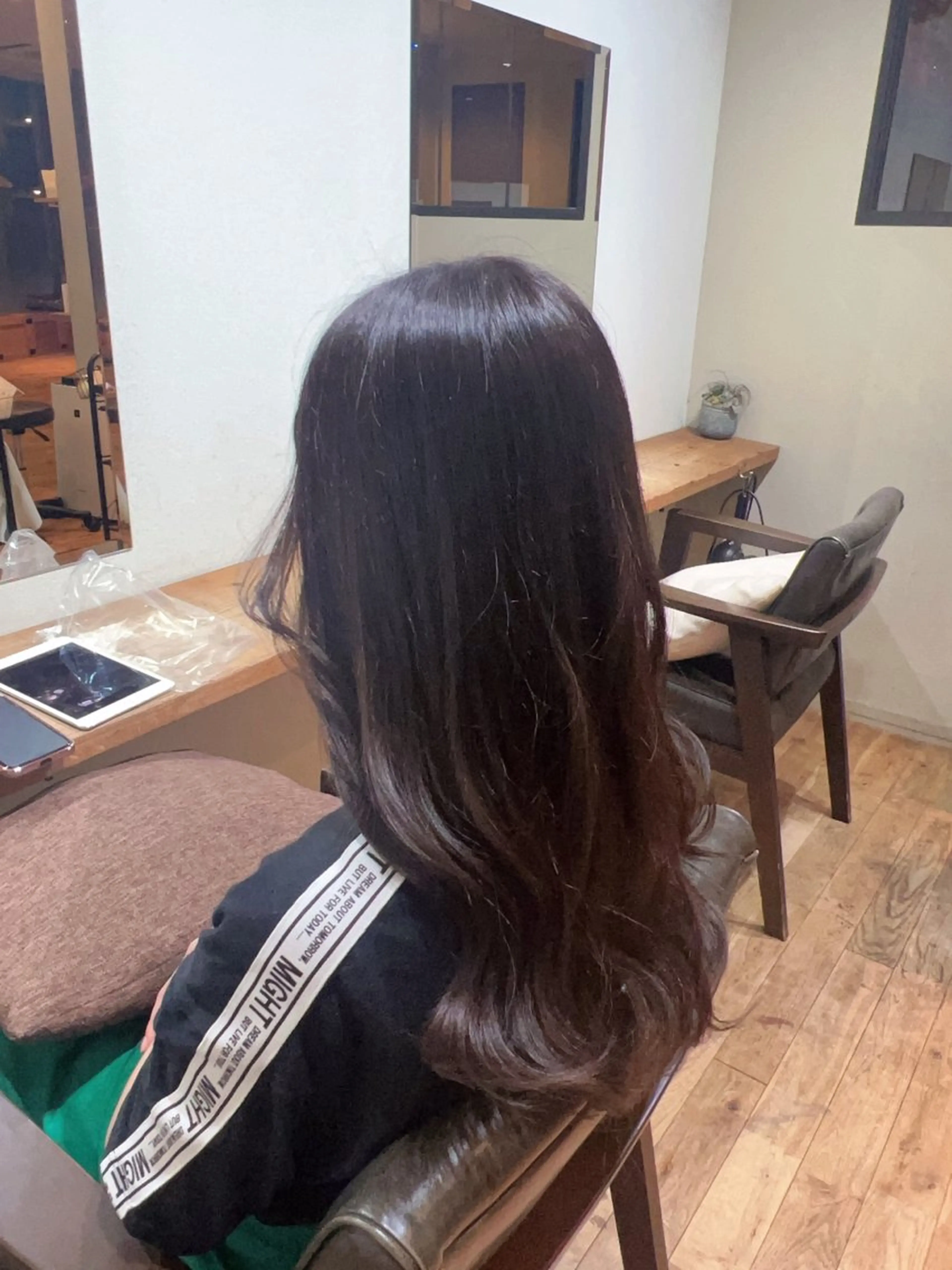 ロング カラー tre.甲子園口店 M A R Iのヘアスタイル