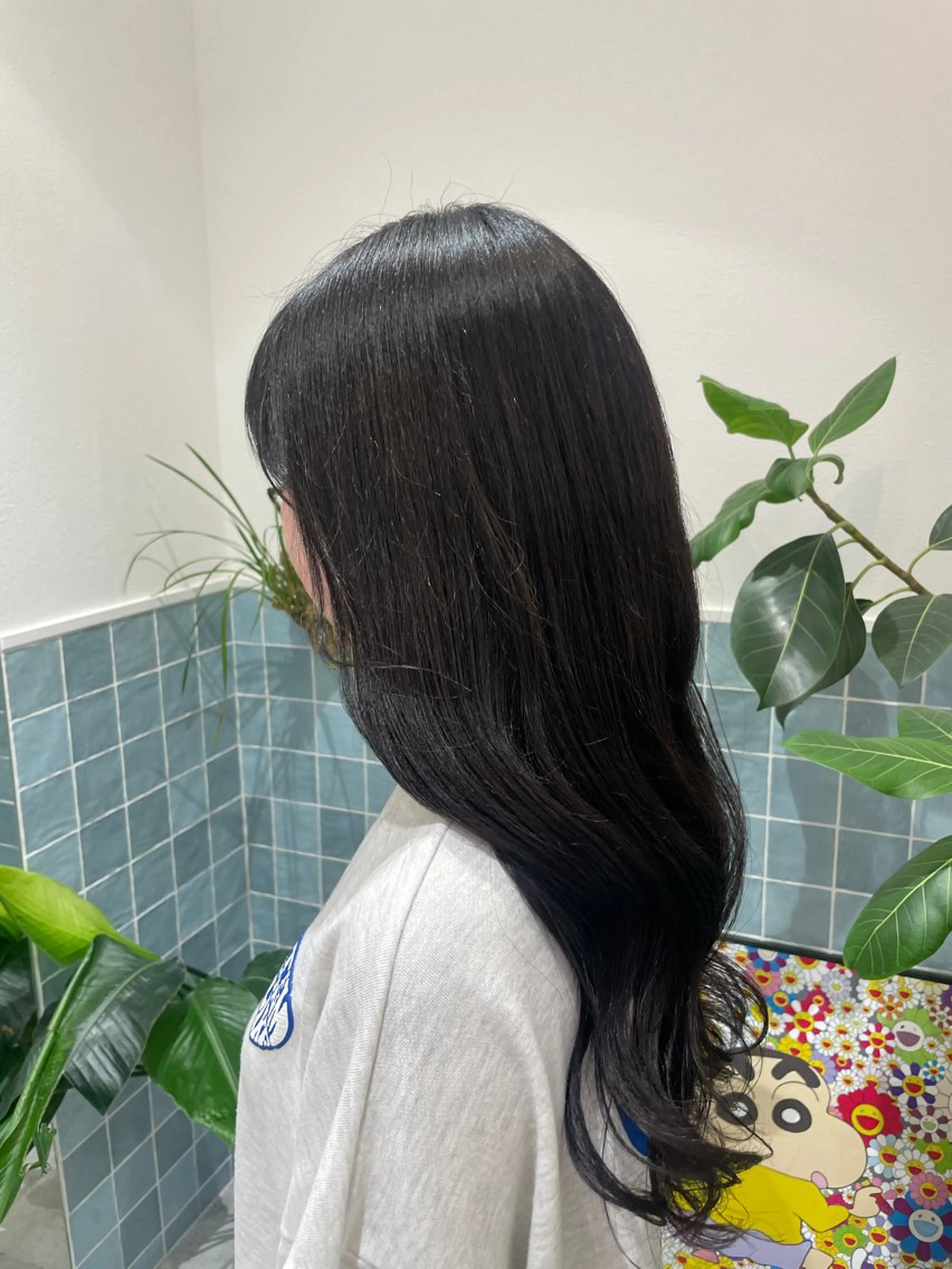 ロング 顔周りカット トリートメント カット 🕊髪質改善 ストレート🕊まいのヘアスタイル