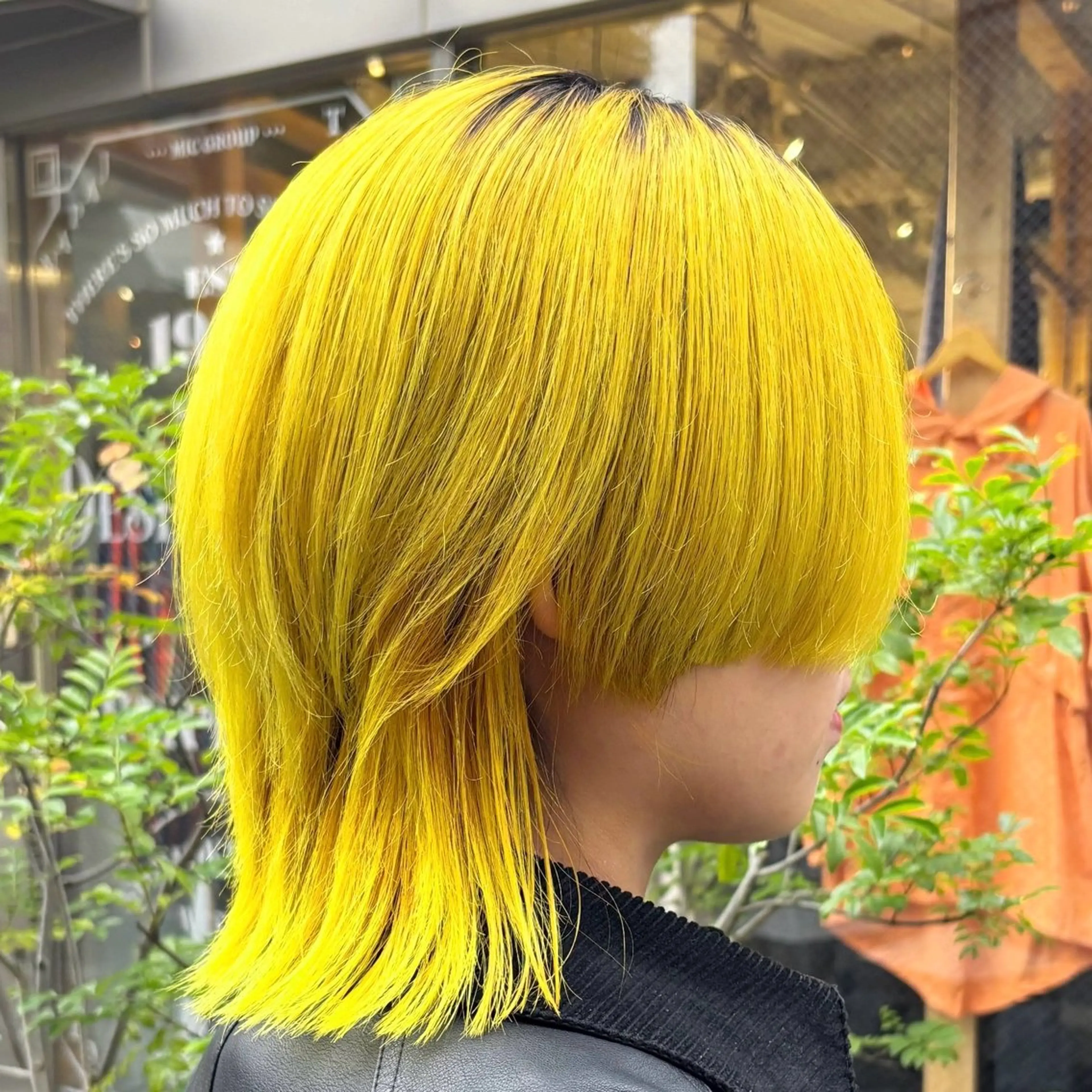 ミディアム カラー ヘアカラー トリートメント 🍎ツヤ透明感 ハイトーン🍎リオのヘアスタイル