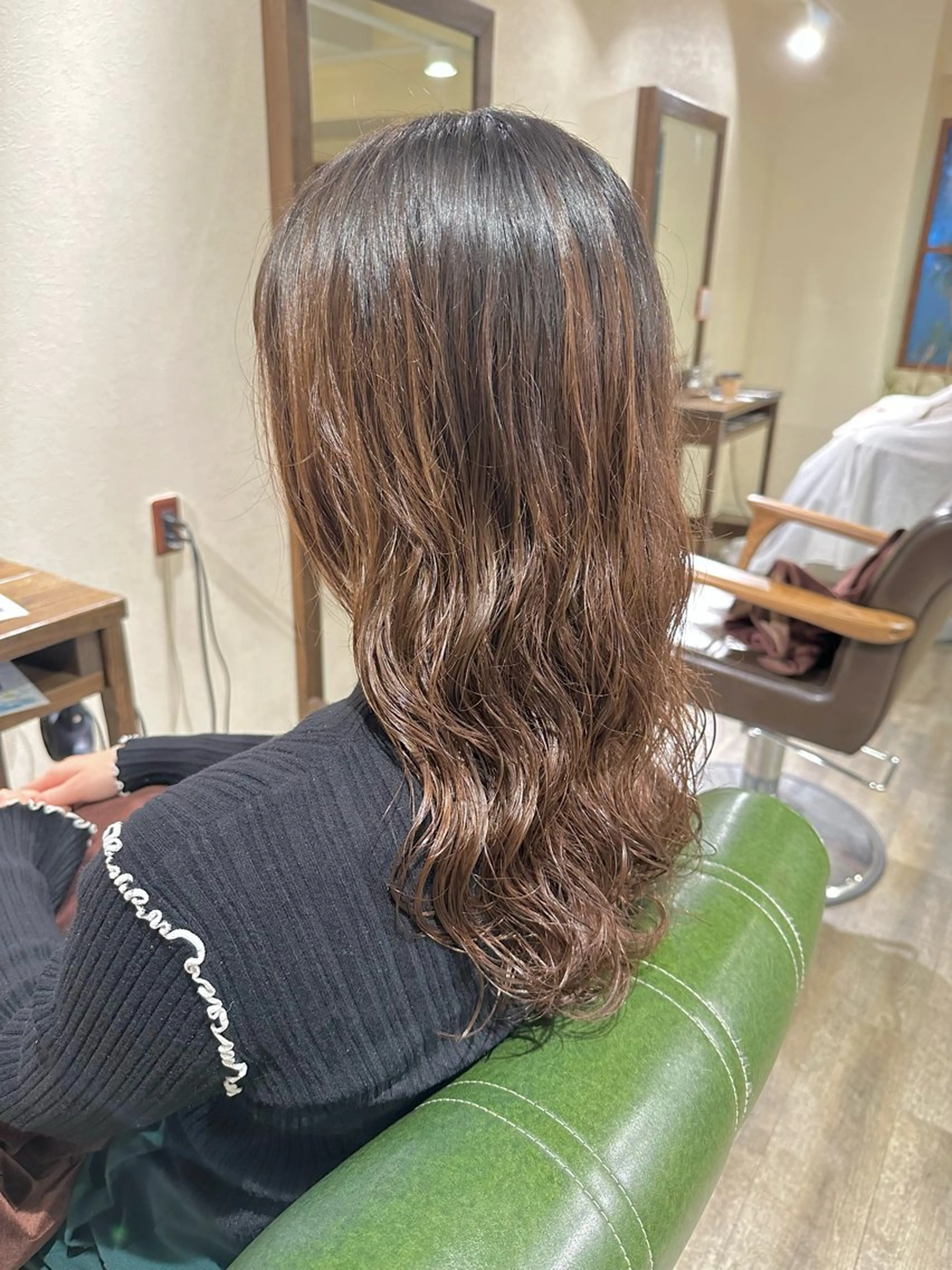 セミロング カット パーマ 佐藤 真依のその他イメージ