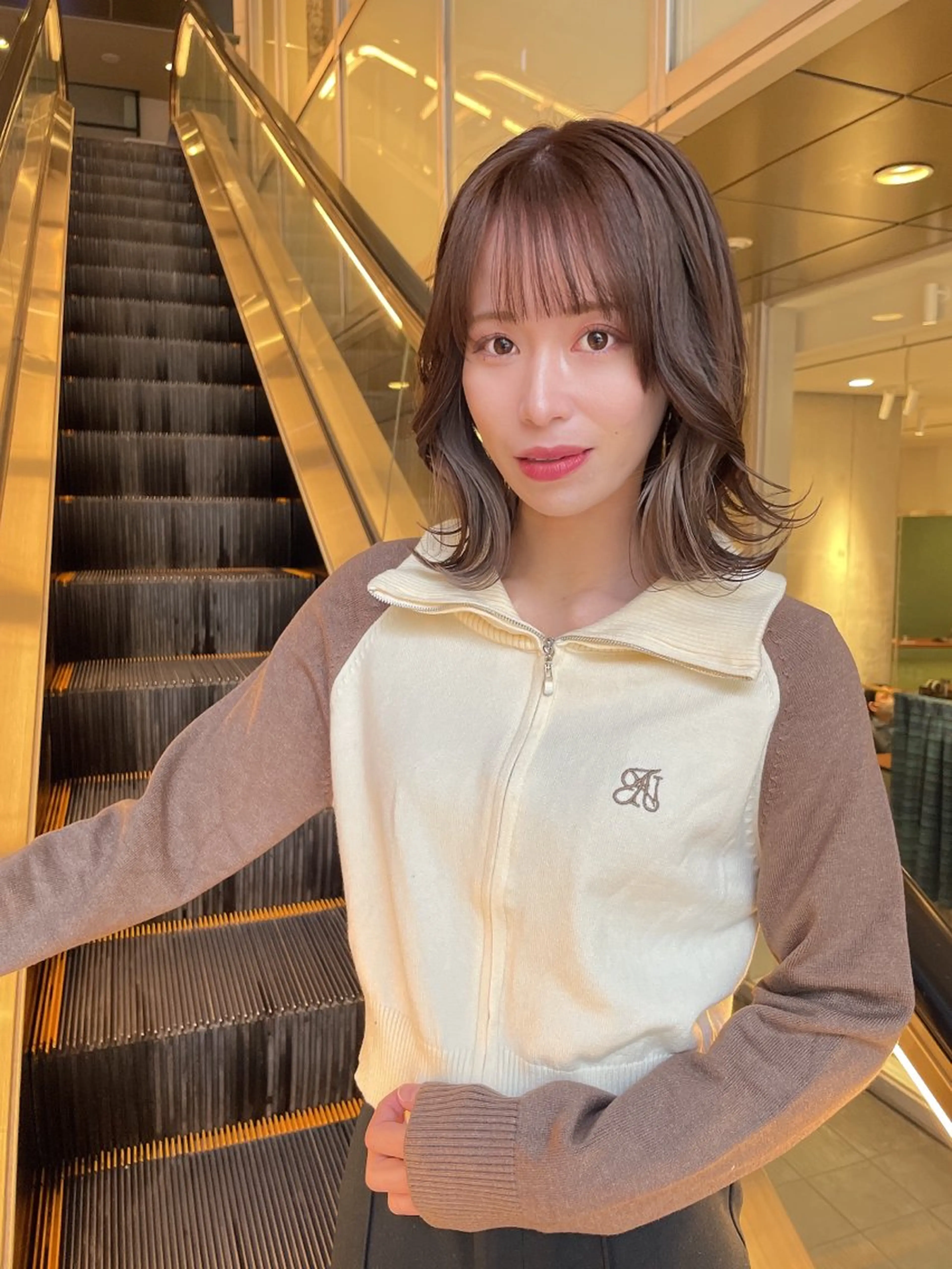 ミディアム カラー カット ヘアカラー 髪質改善will hairdesignのヘアスタイル