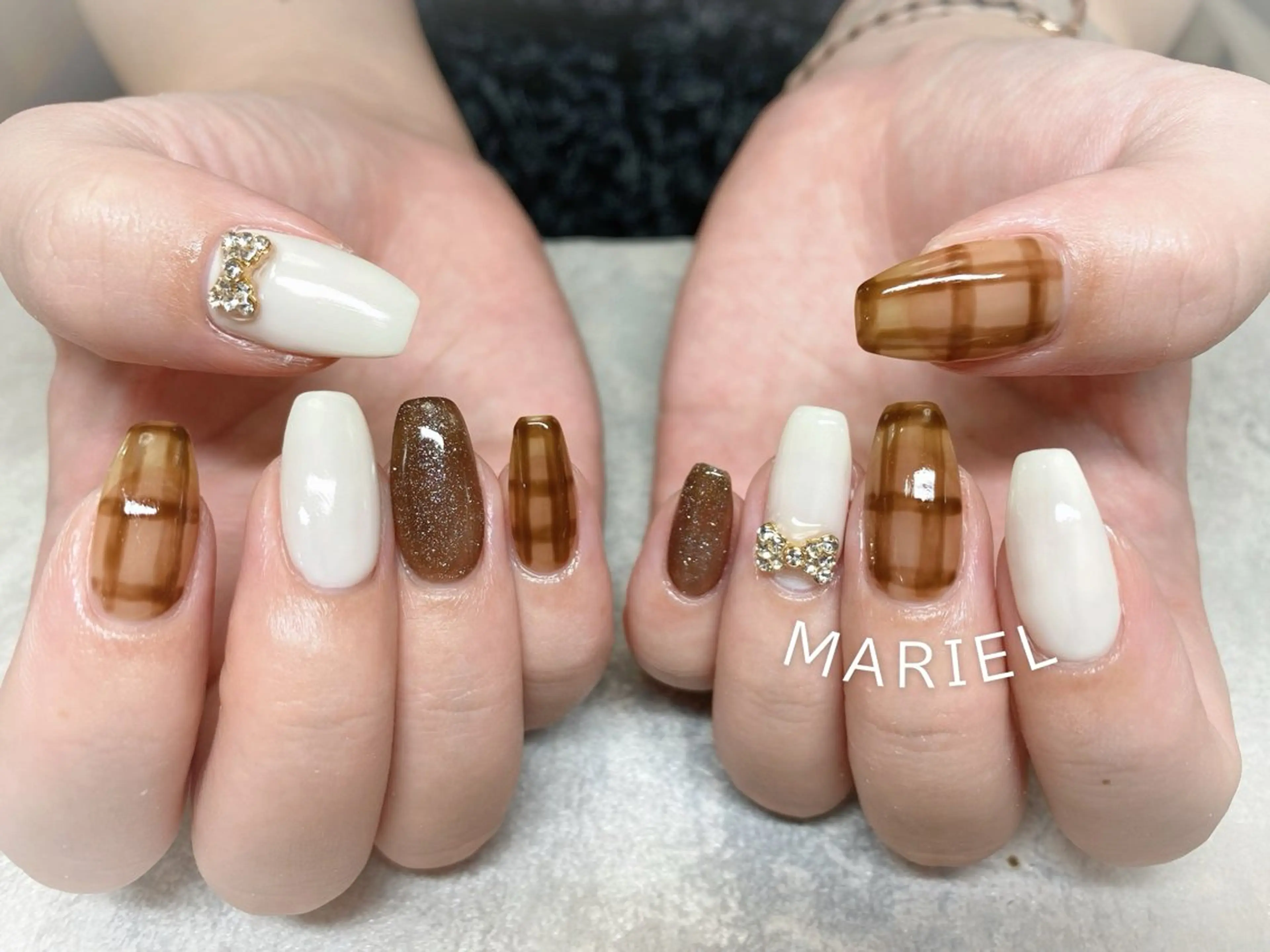 ネイル リボン ハンドネイル nailist marieのネイルデザイン