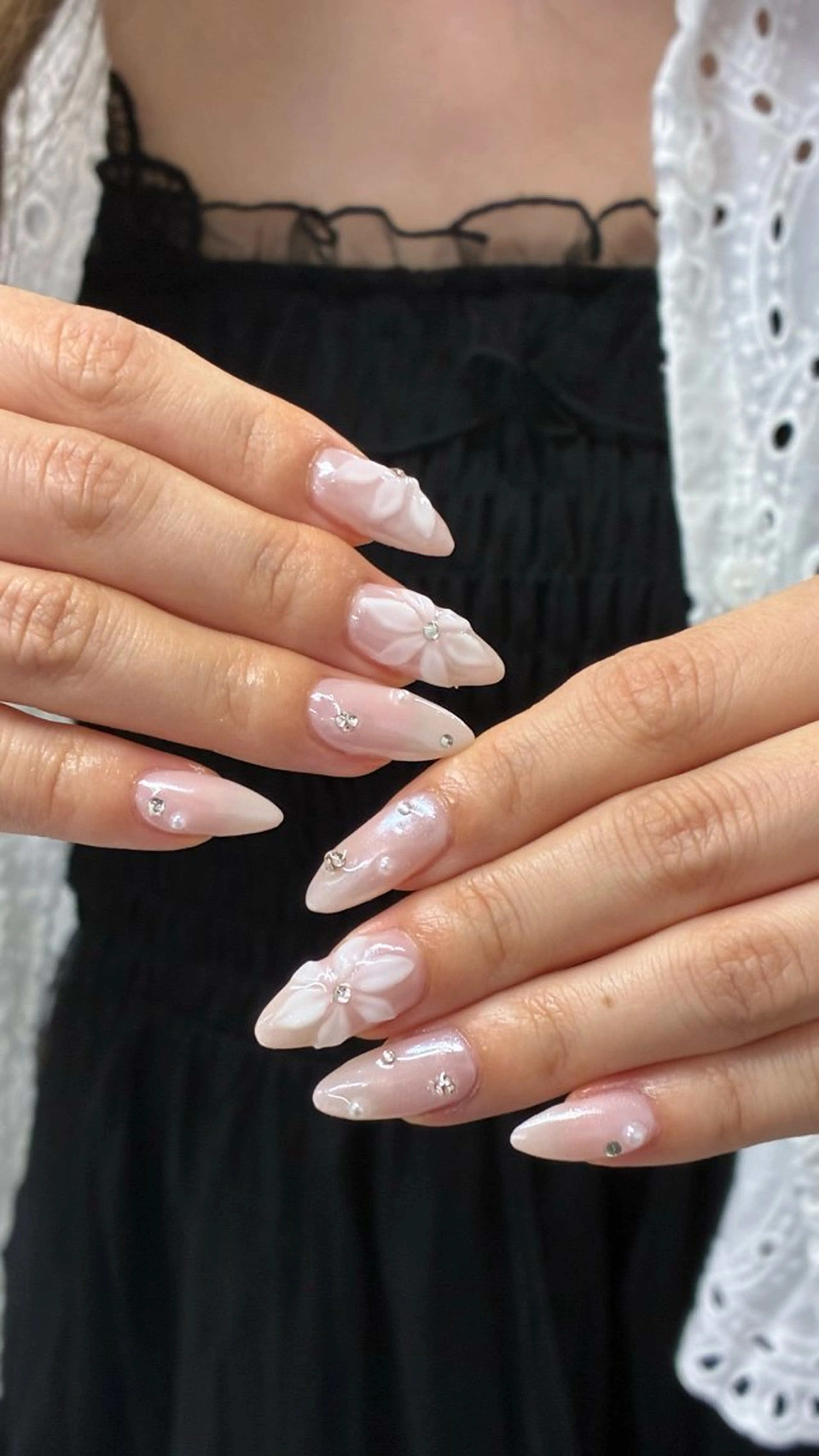 ネイル キラキラネイル オフィスネイル ワンカラーネイル リボン 夏ネイル ハンドネイル Risa 梅田/南森町ネイルのネイルデザイン