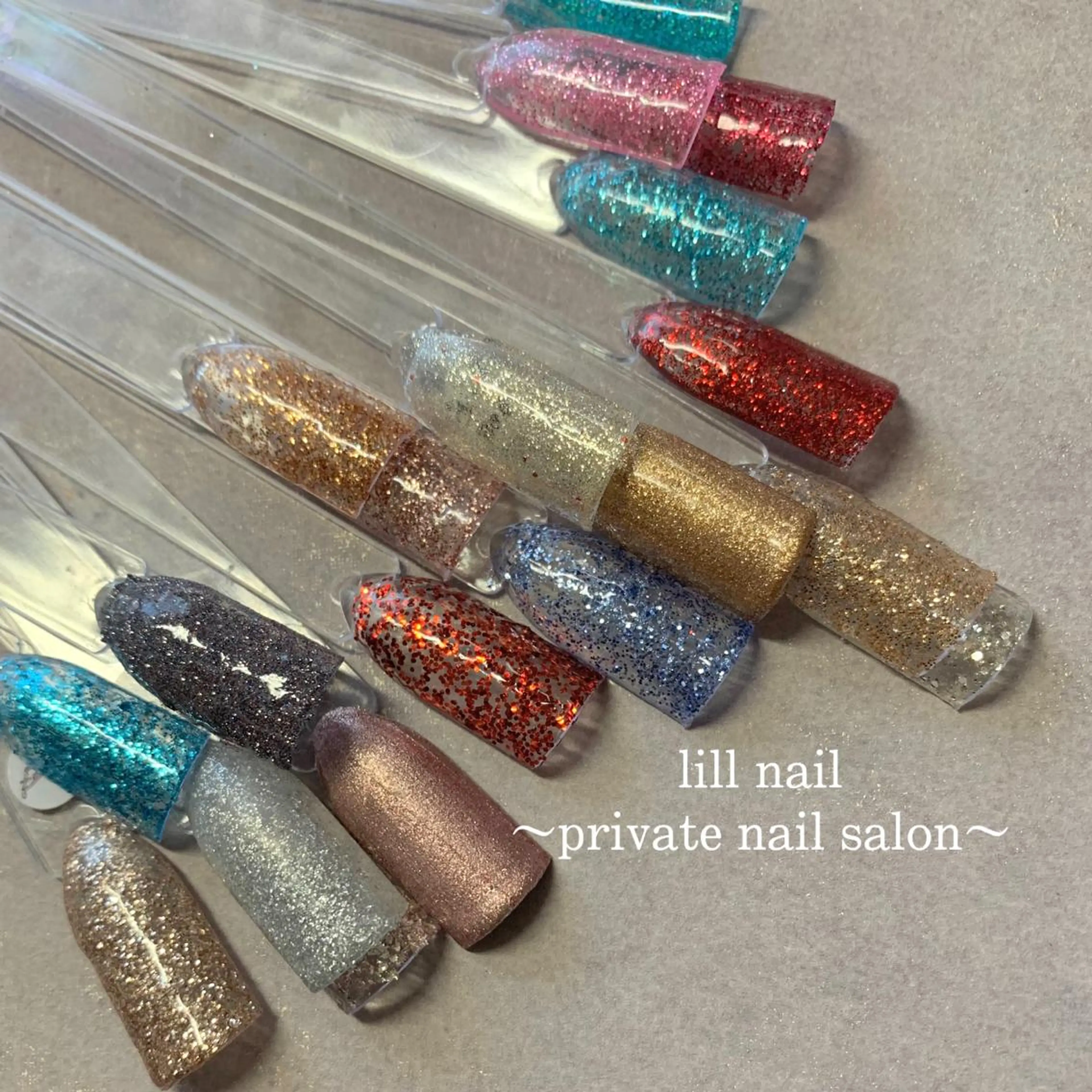 pllia beautyのネイルデザイン