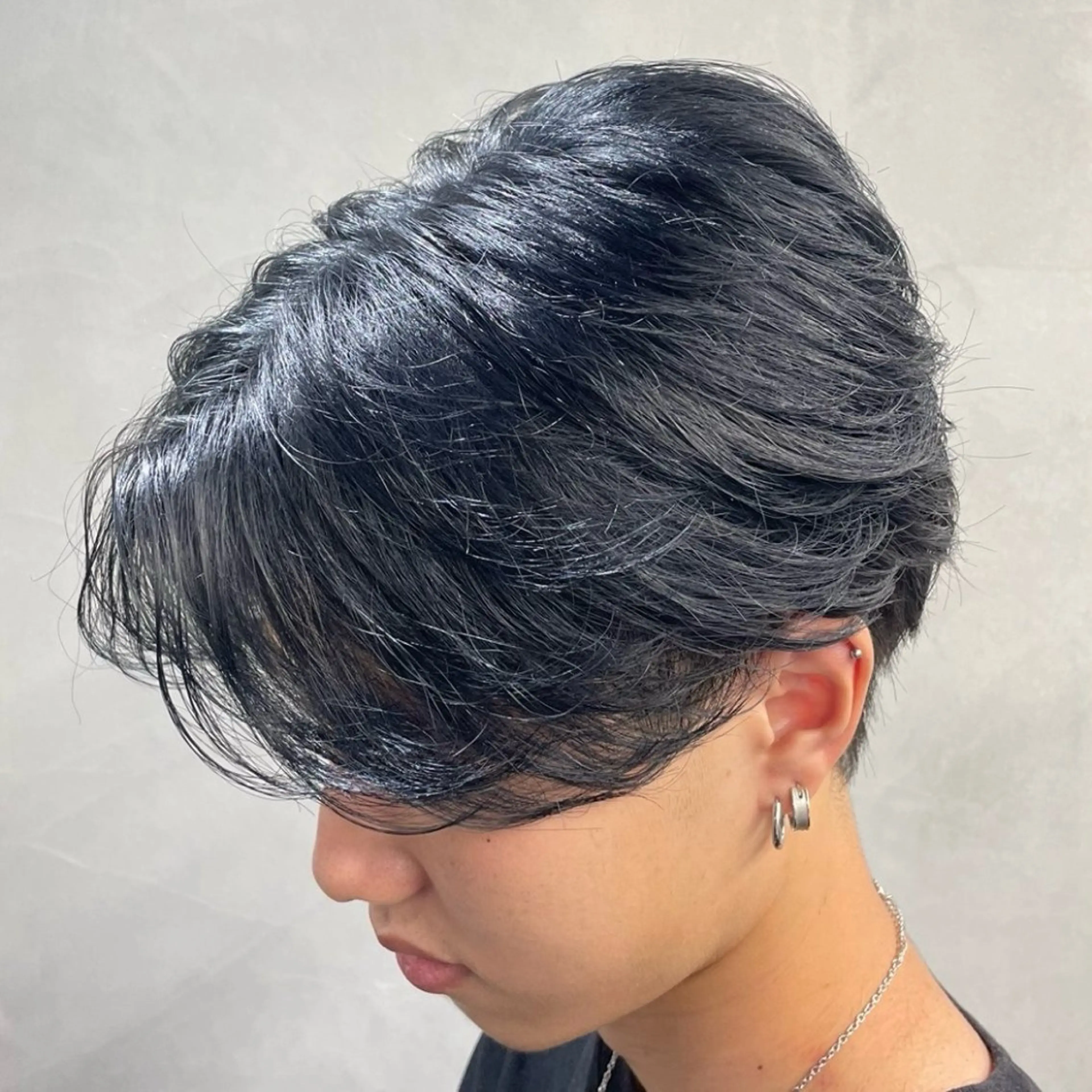 ミディアム パーマ ヘアアレンジ メンズ カット パーマ fifth 石川 凪のヘアスタイル