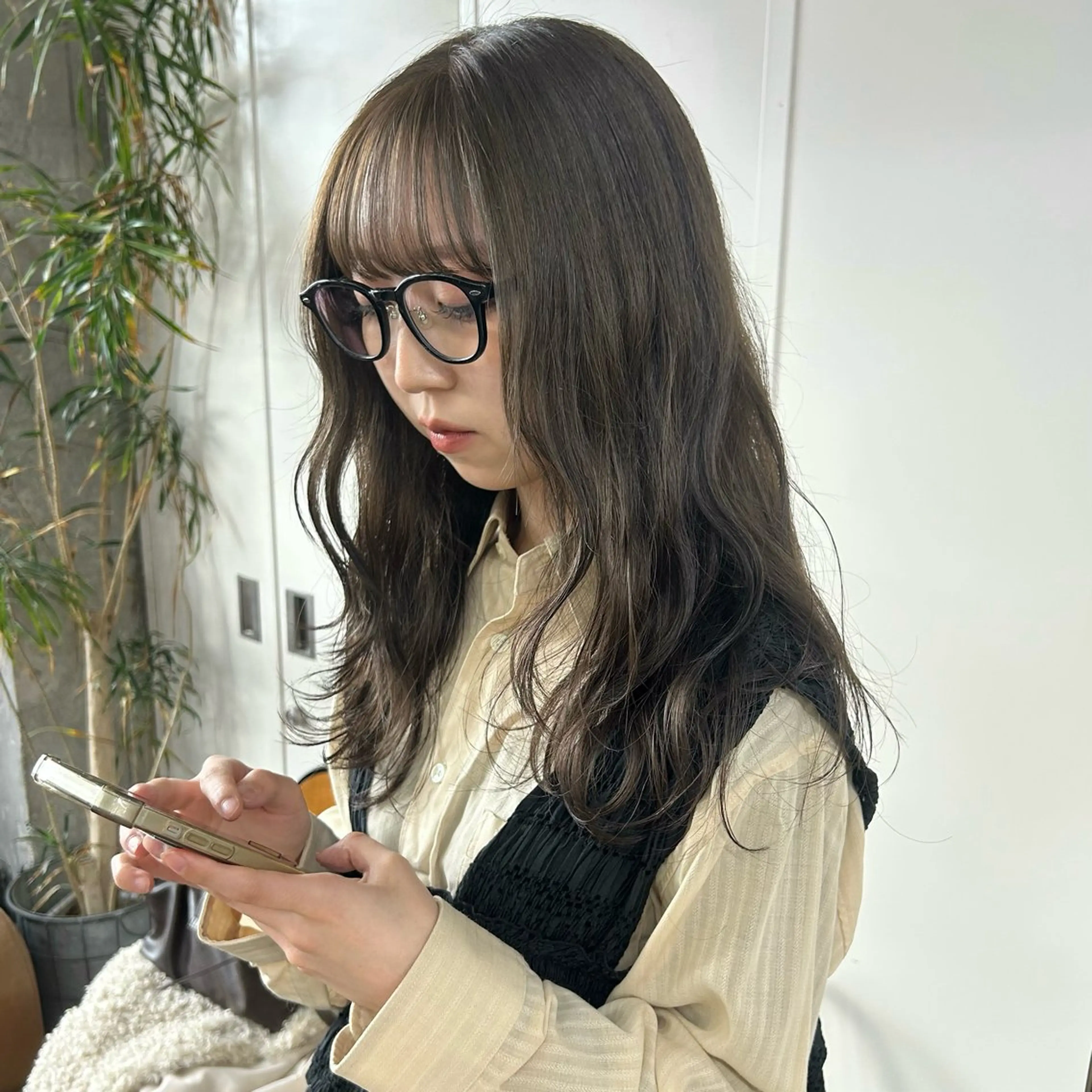 ロング カラー 透明感カラー ダブルカラー ヘアカラー 伊藤ほのか/パーマ /酸性ストレートのヘアスタイル