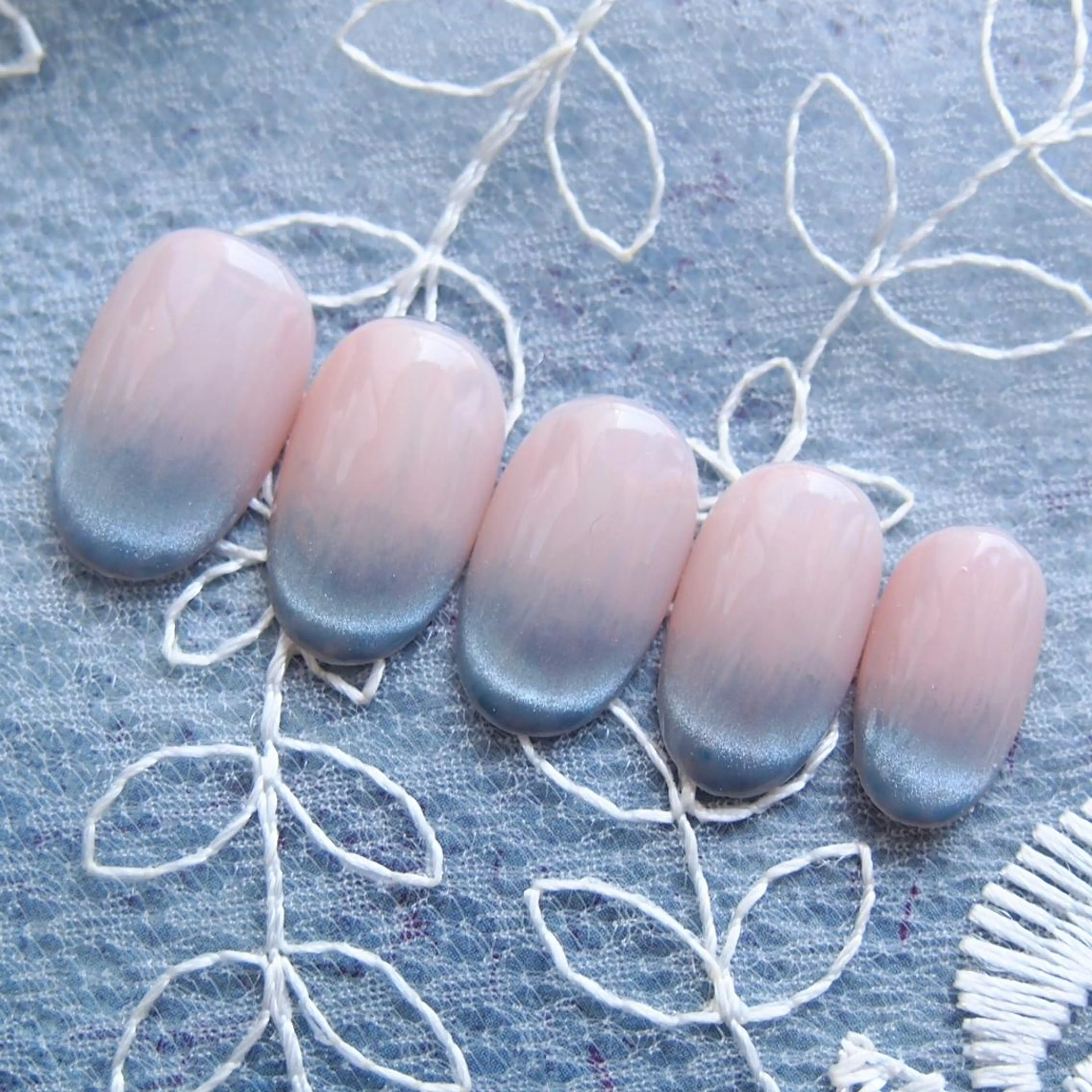 ネイル 山田 麻衣のネイルデザイン