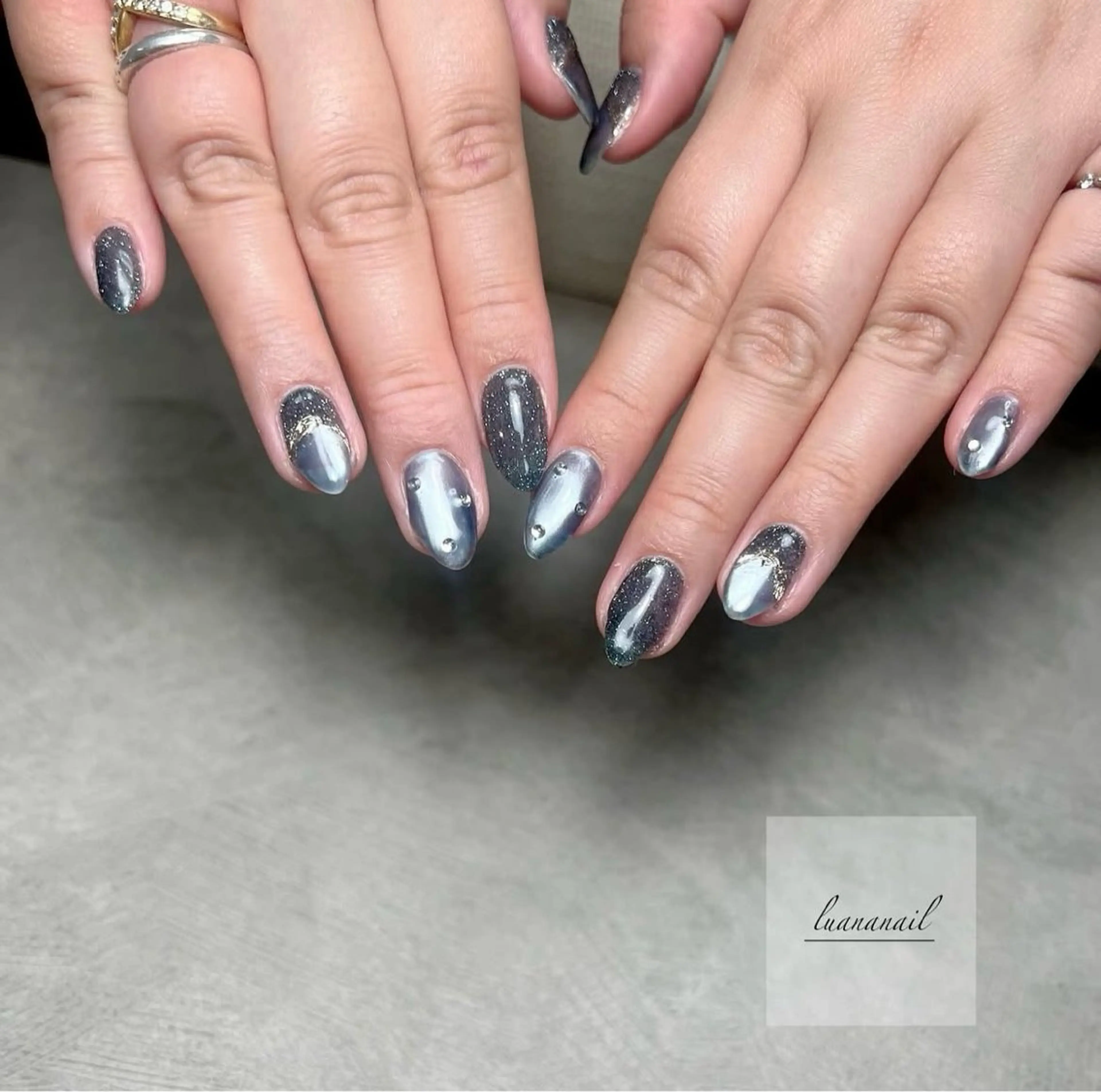 ネイル アートネイル マグネットネイル ハンドネイル luana nailのネイルデザイン