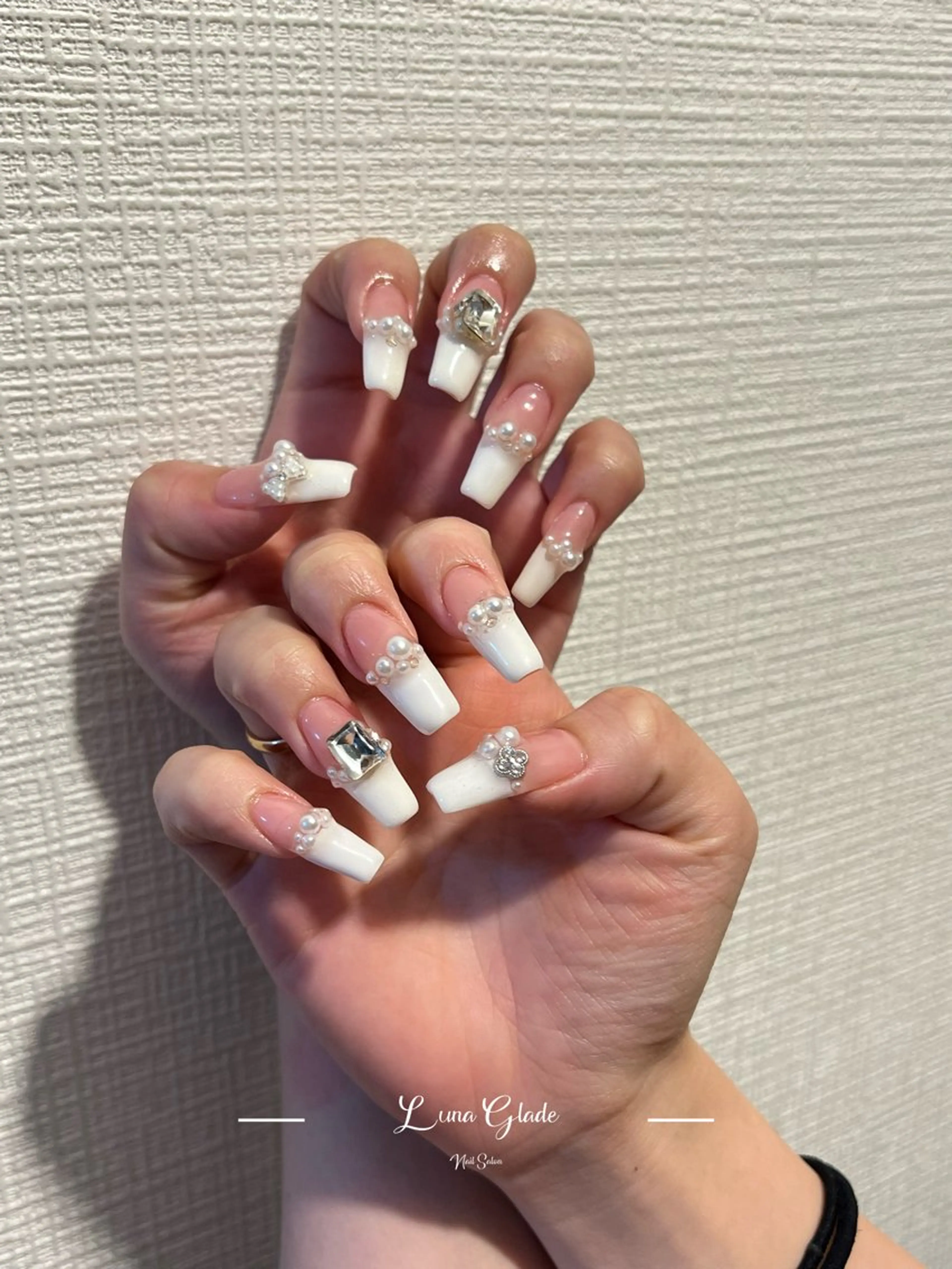 ネイル ハンドネイル Luna Gladeのネイルデザイン