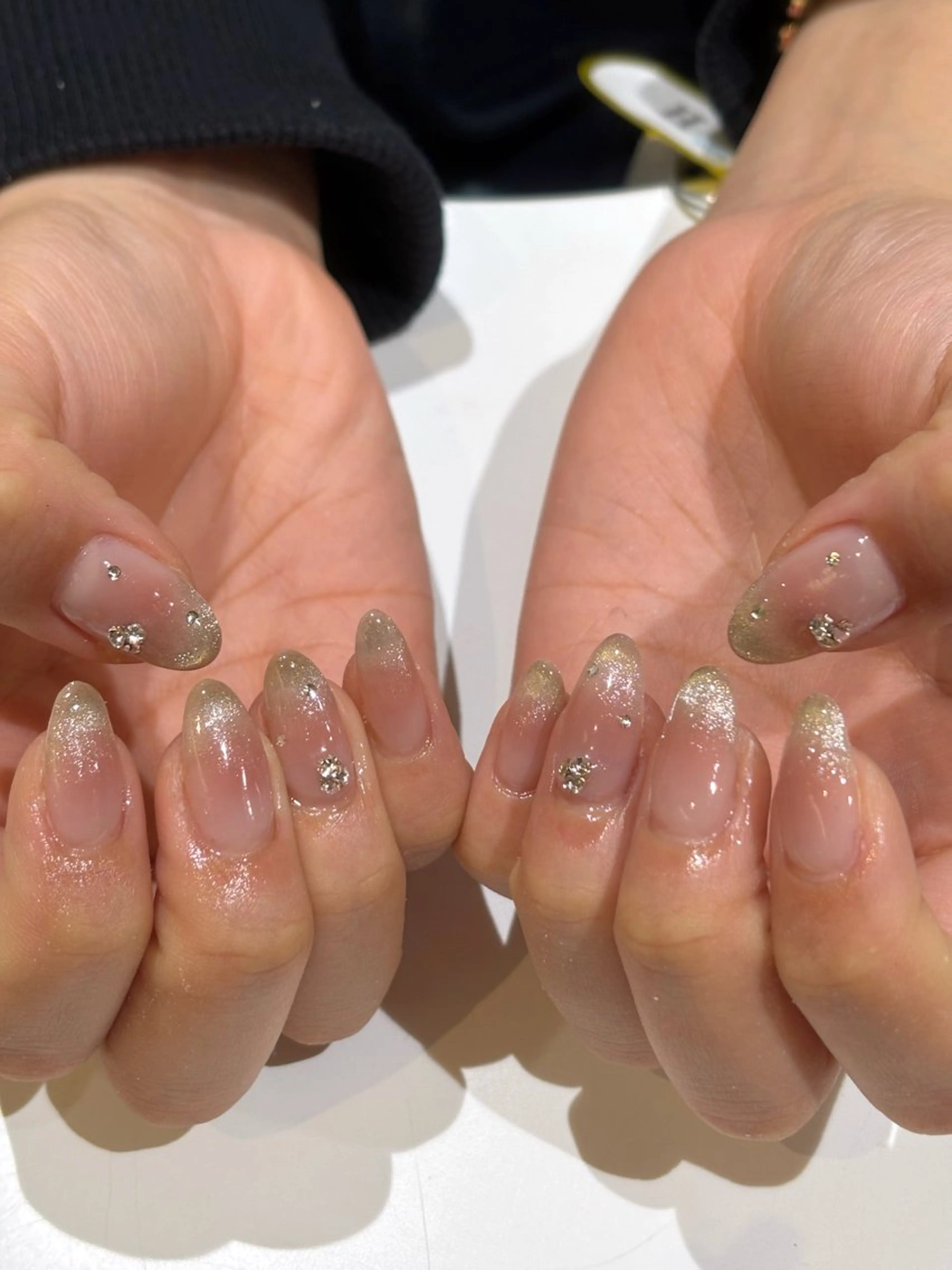 ネイル ハンドネイル REINA .のネイルデザイン
