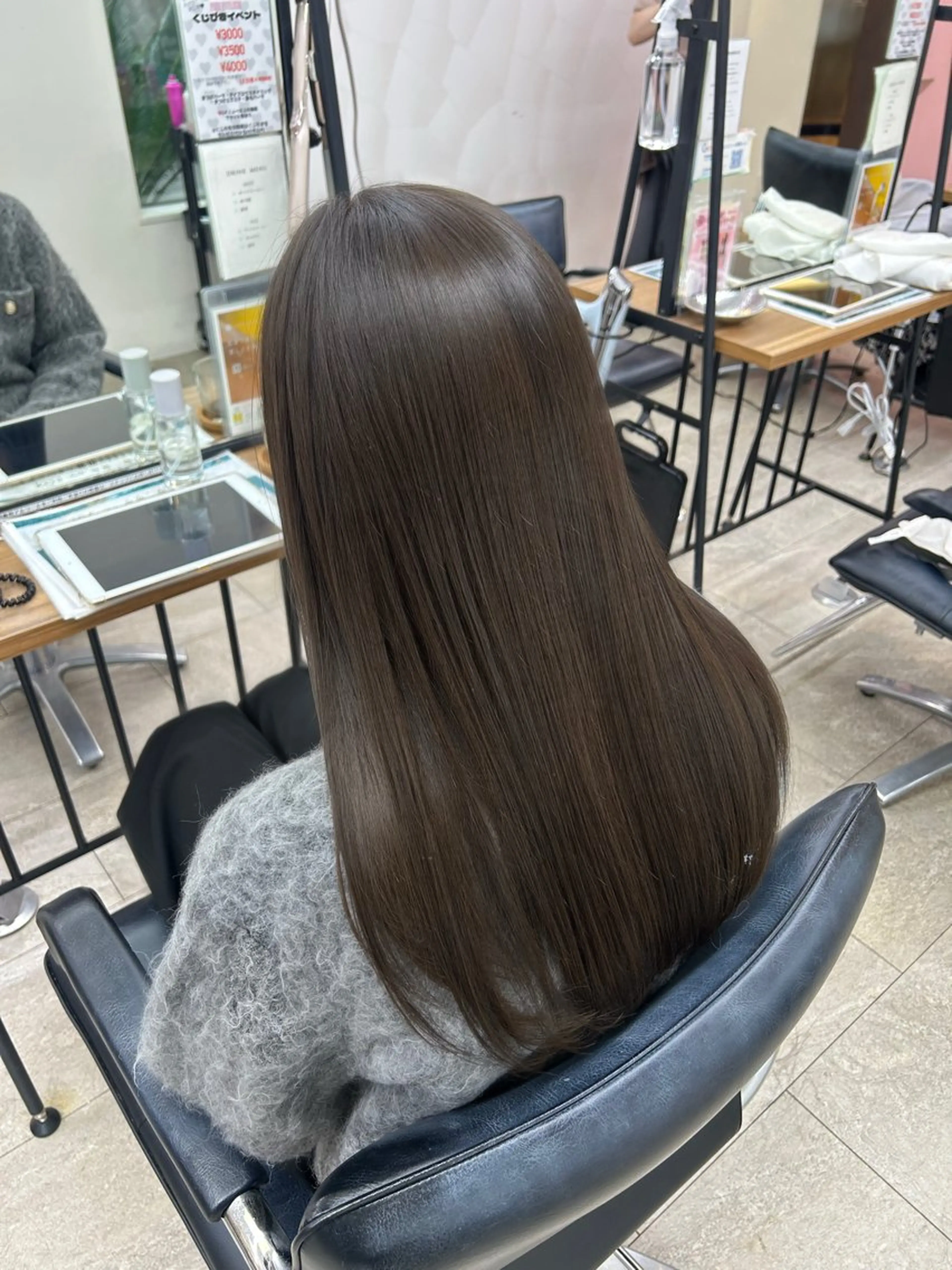 ロング カラー カット ヘアカラー トリートメント suehiro yunaのヘアスタイル