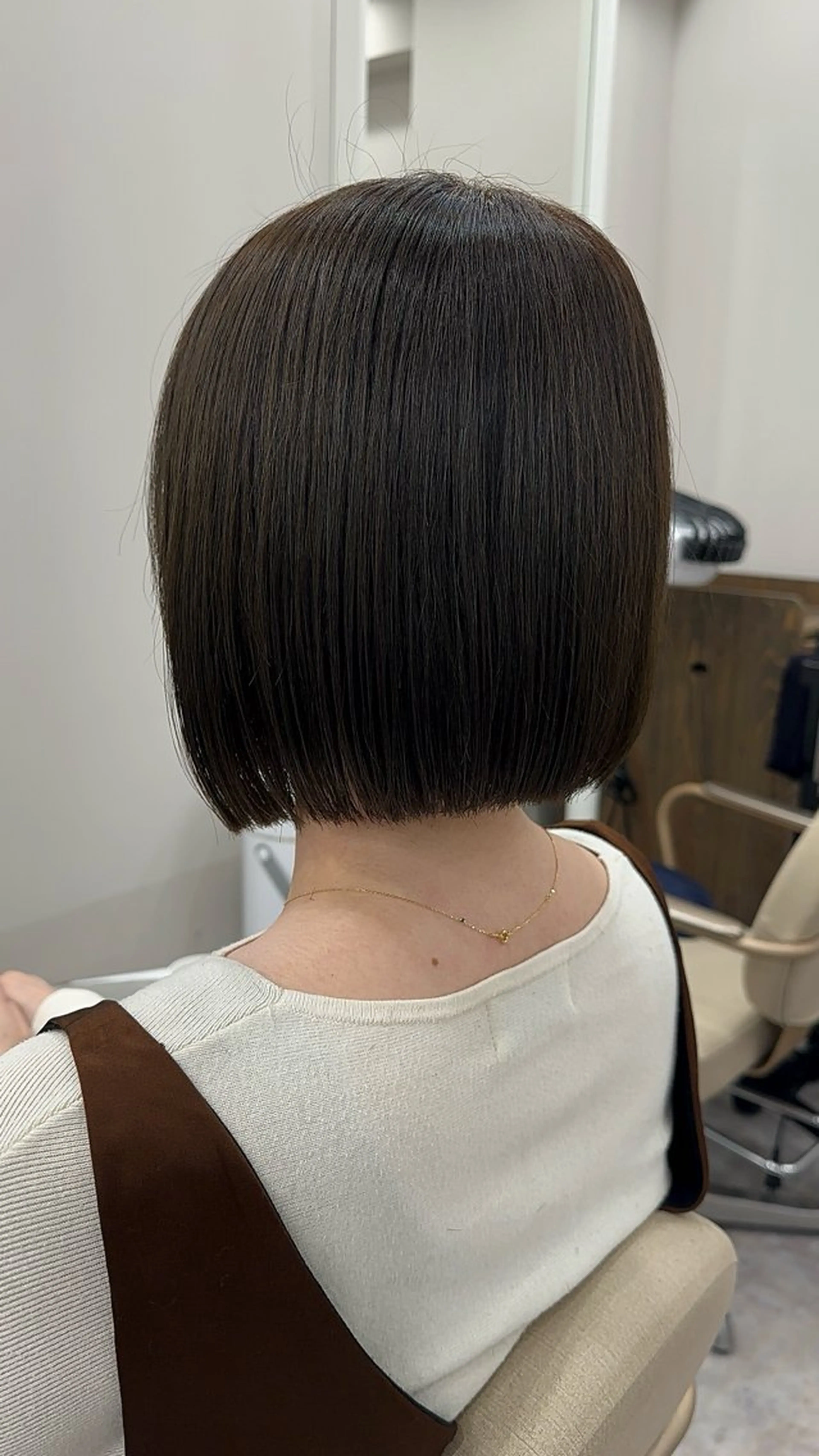 ミディアム カット ヘッドスパ ボブ、レイヤー、 ハイトーン、古淵のヘアスタイル