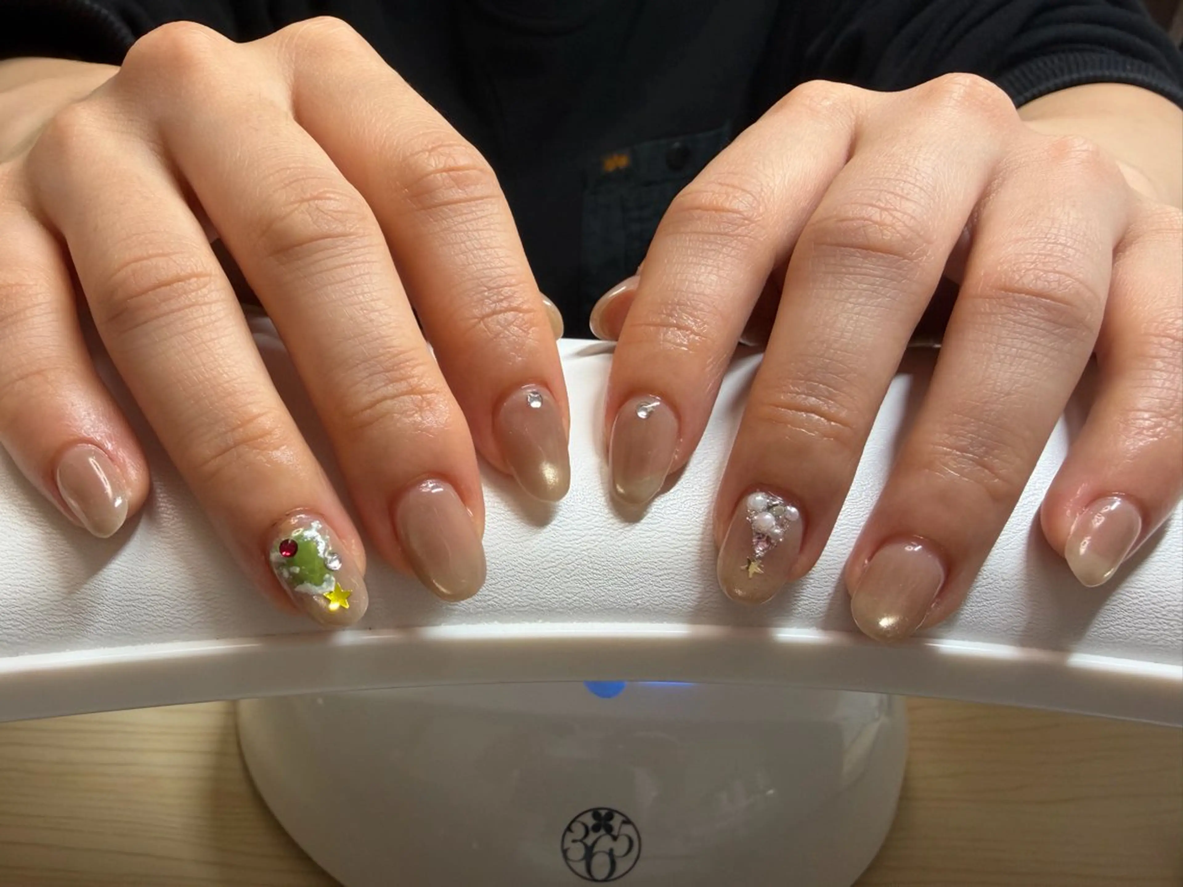 ネイル ハンドネイル IZUMI YUKIのネイルデザイン
