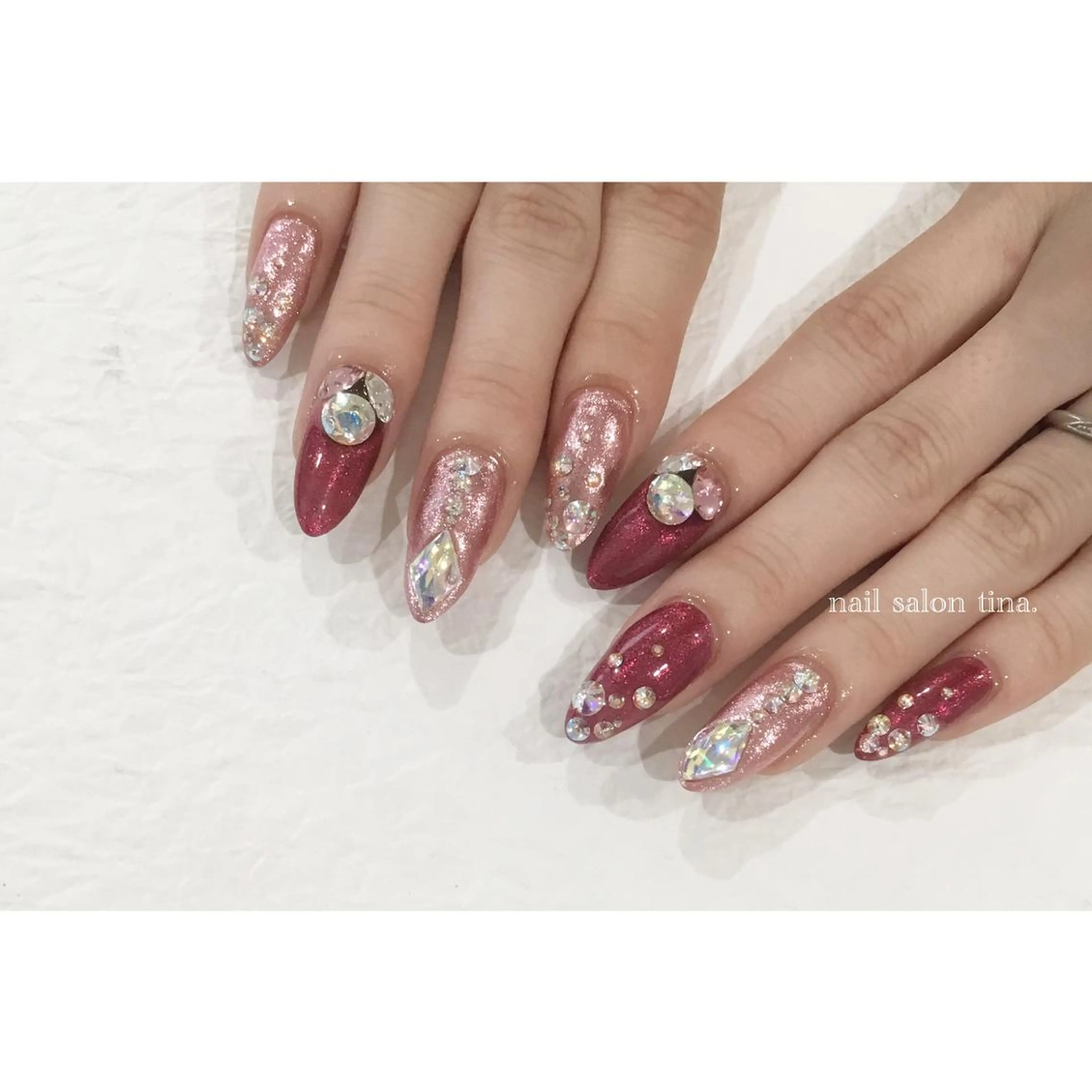 ネイル nail salon tina.所属・中山 はづきのネイルデザイン