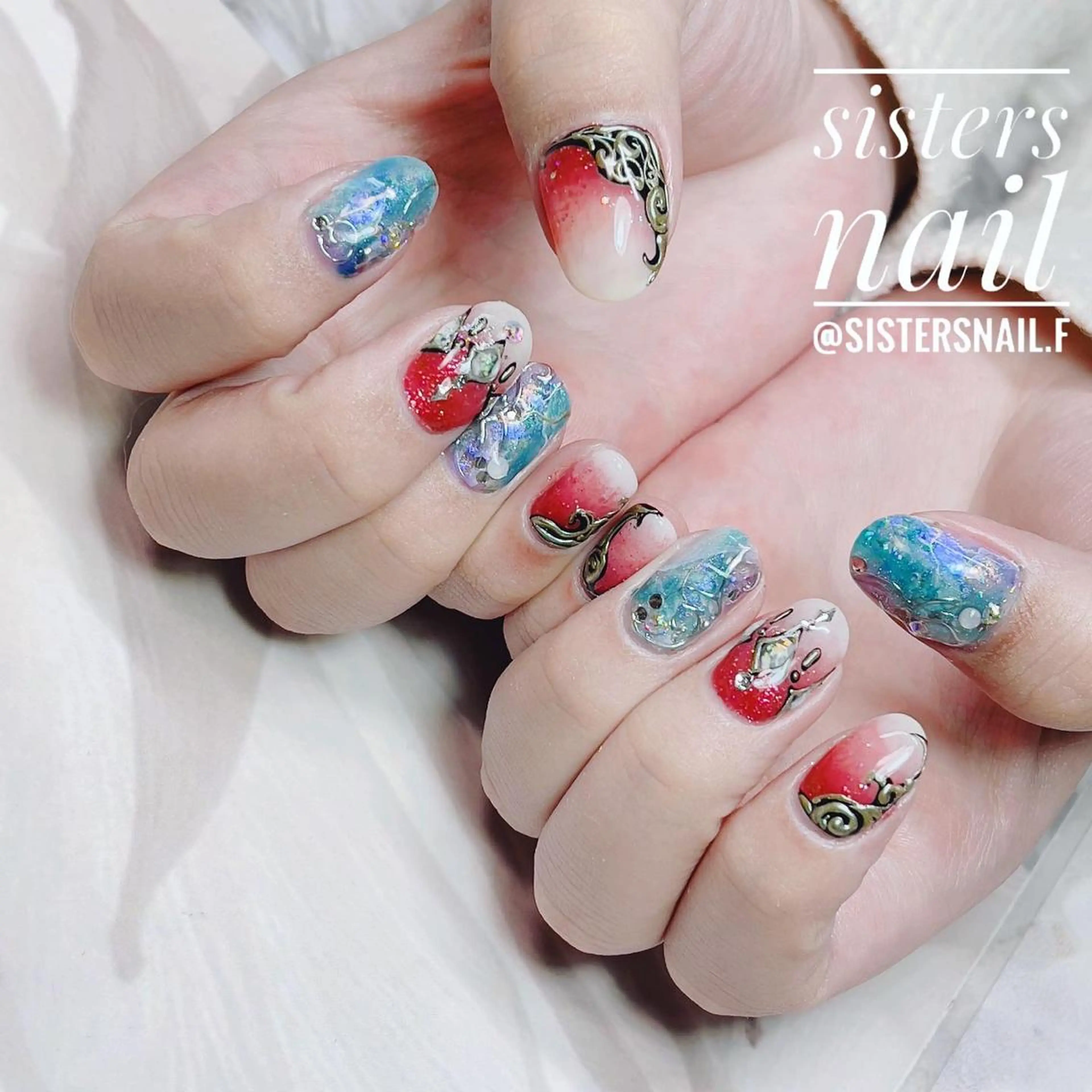 ネイル アートネイル キラキラネイル sisters nail.fのネイルデザイン
