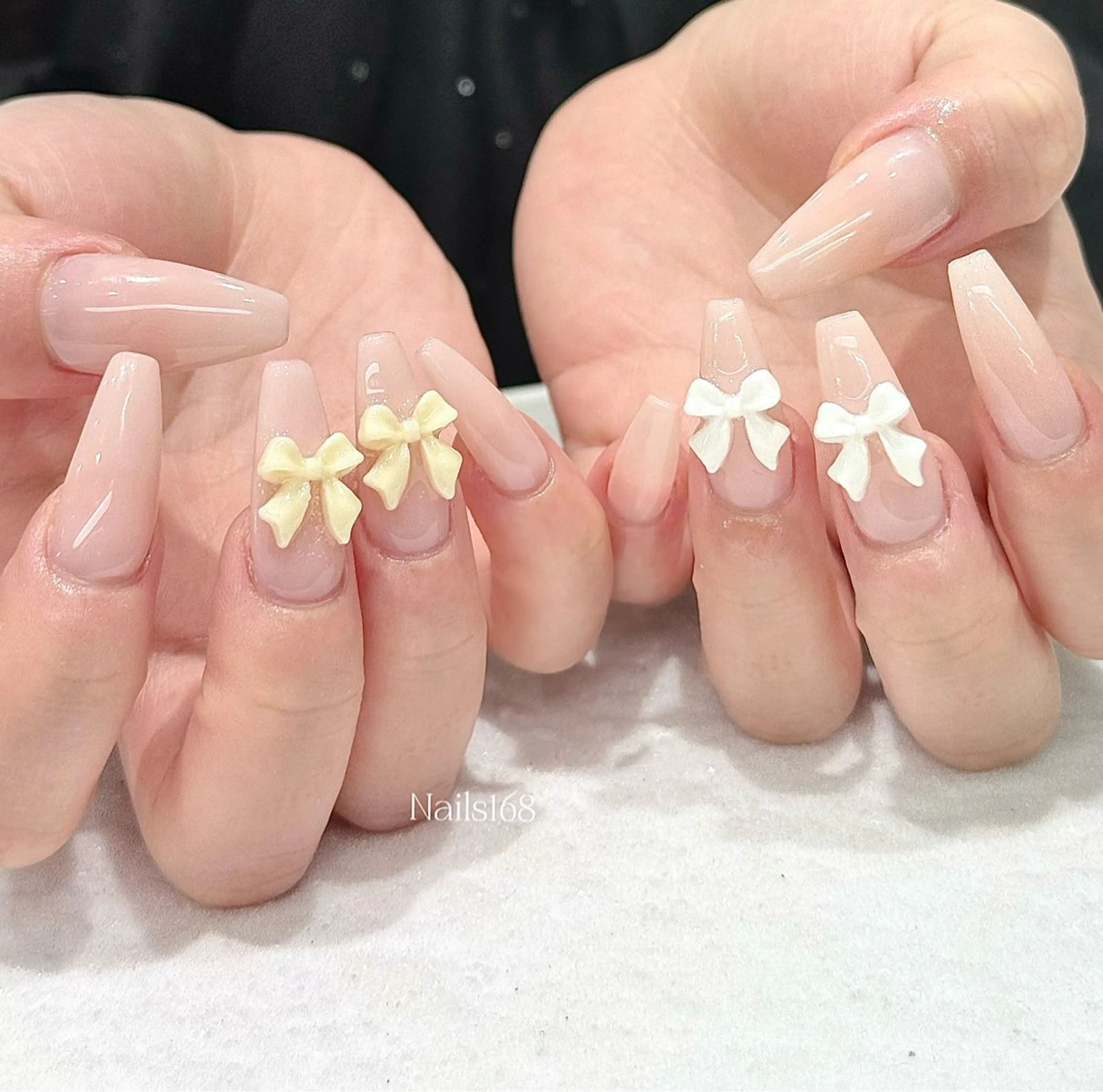 ネイル アートネイル チークネイル 韓国ネイル マグネットネイル ニュアンスネイル ハンドネイル NAILS168 新大久保店のネイルデザイン