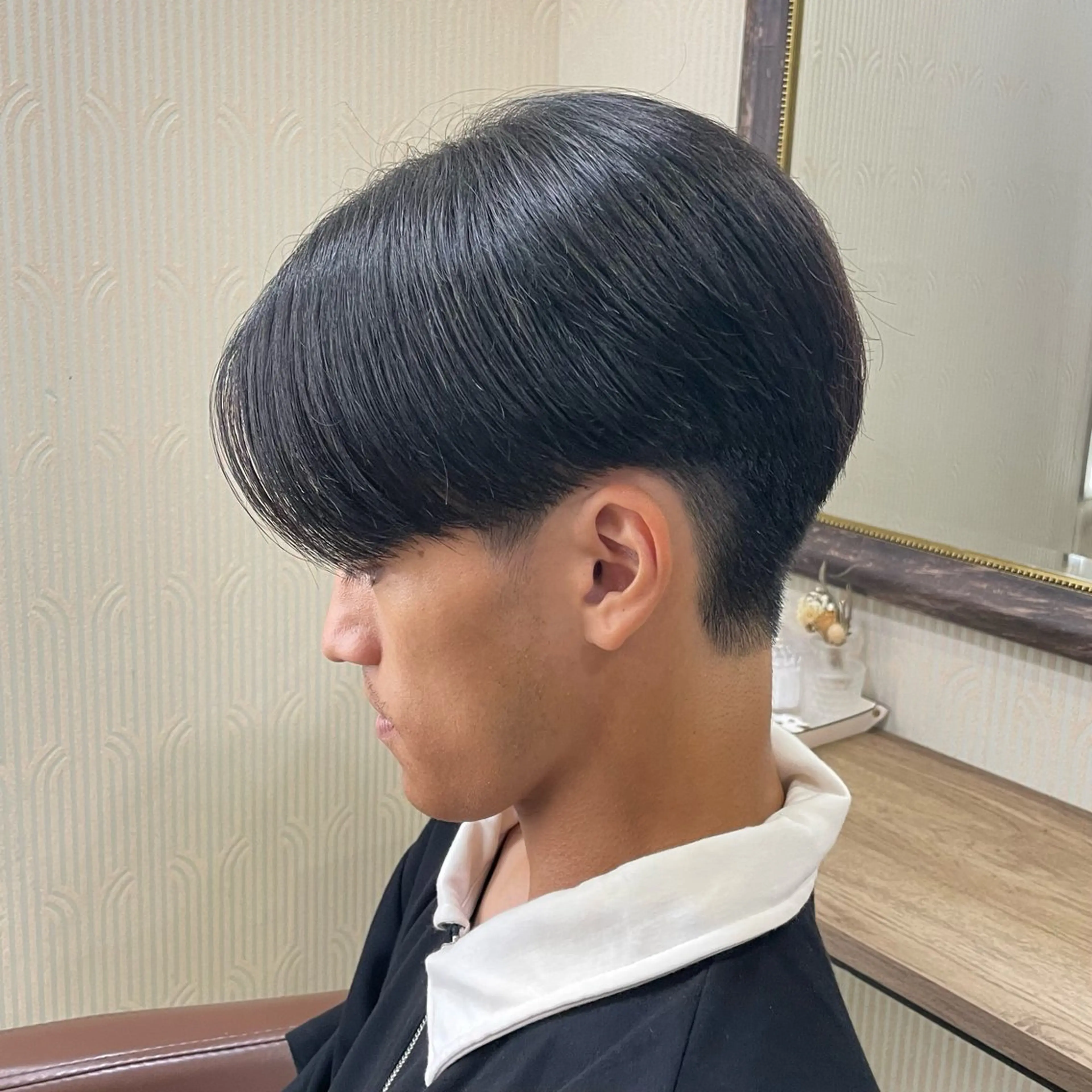 ショート カラー メンズ センターパート マッシュ feliz🤍 RINAのマツエク・マツパデザイン