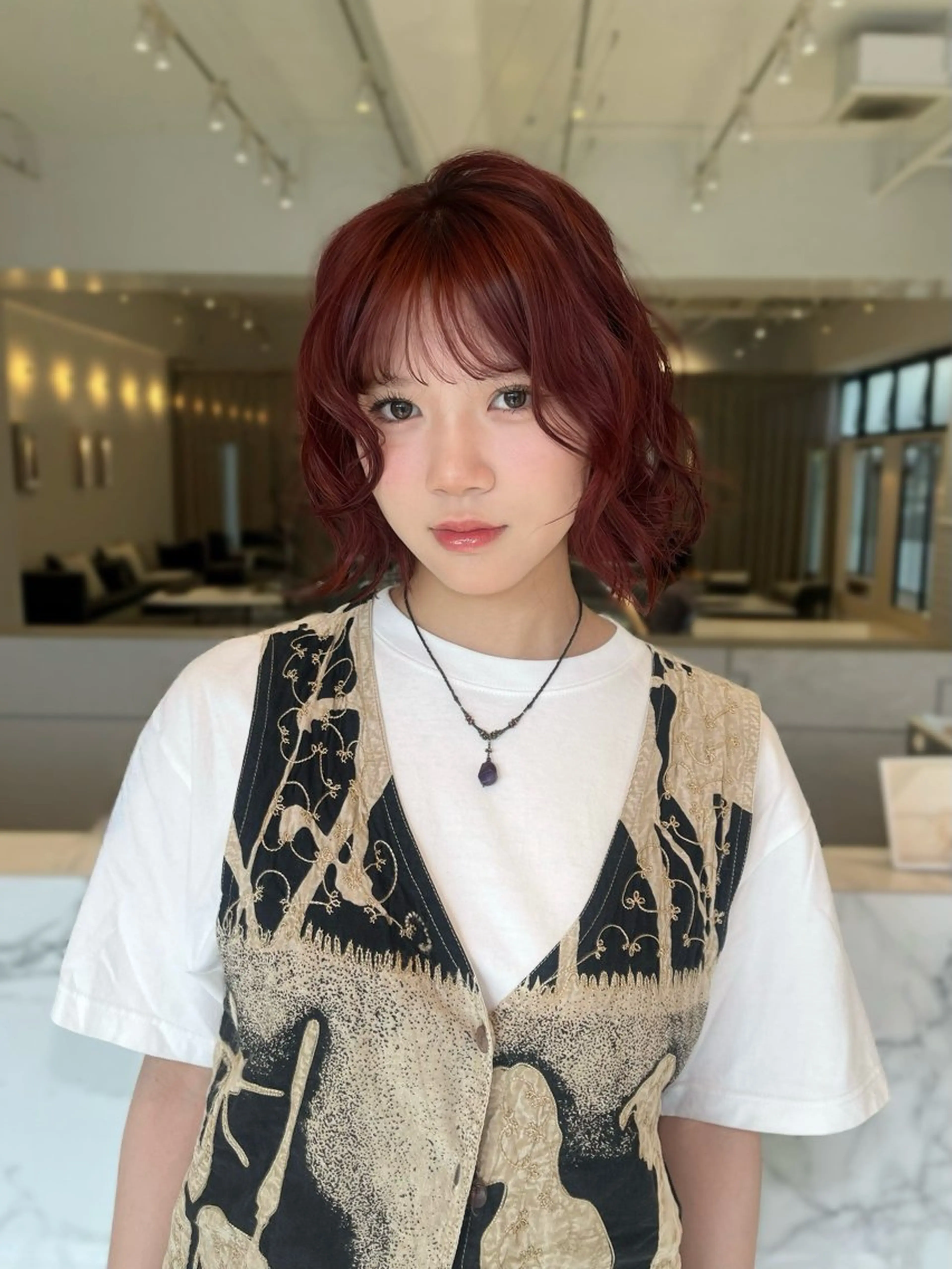ミディアム カット haruna .のヘアスタイル