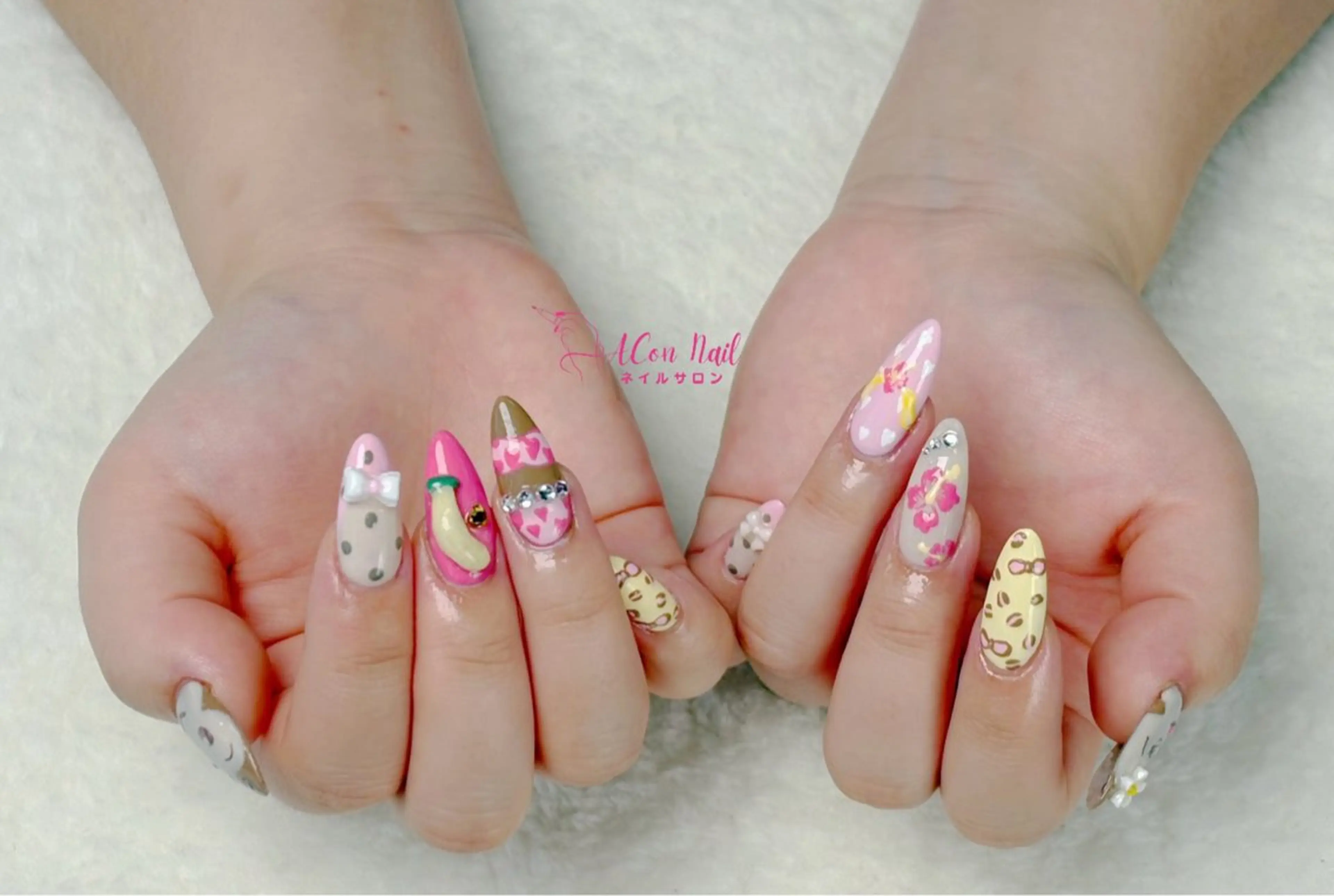 ネイル 桜ネイル 長さ出し フラワーネイル フレンチネイル ジェルネイル ハンドネイル ACon NailSalonのネイルデザイン