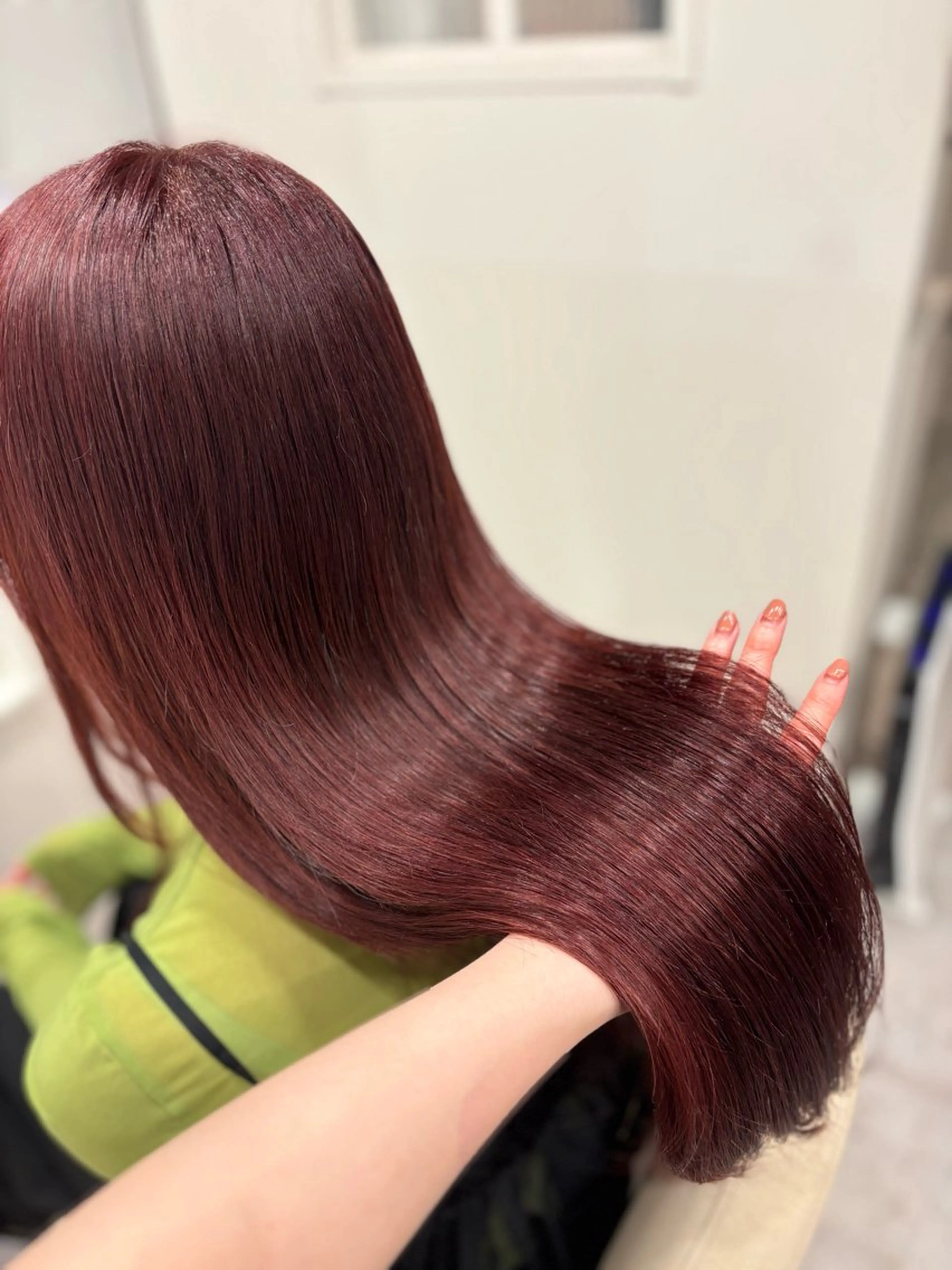カラー ヘアカラー 宮下 日菜乃のヘアスタイル