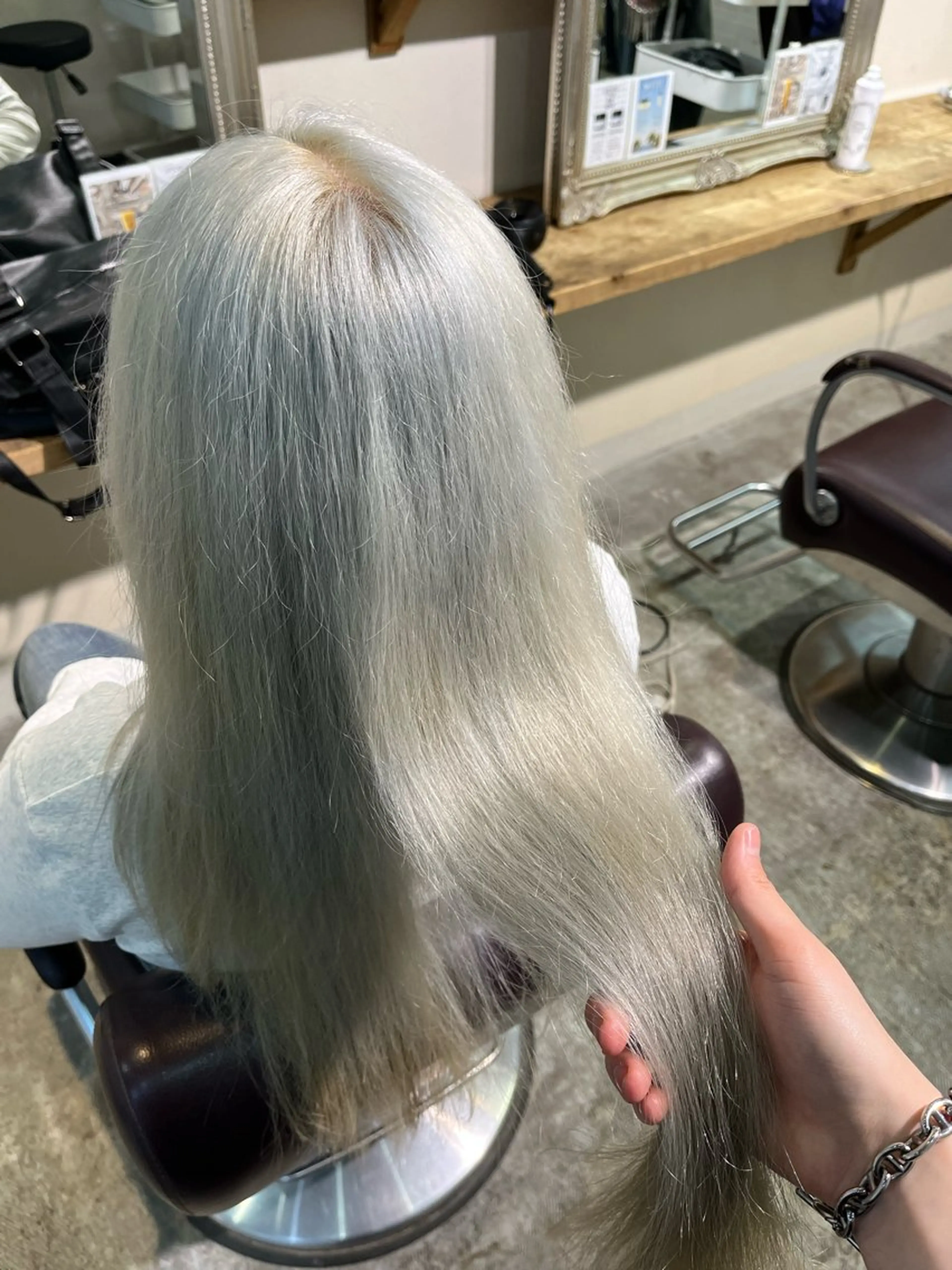 ロング カラー フェザーパーマ🌙 毛流れ yuzukiのヘアスタイル