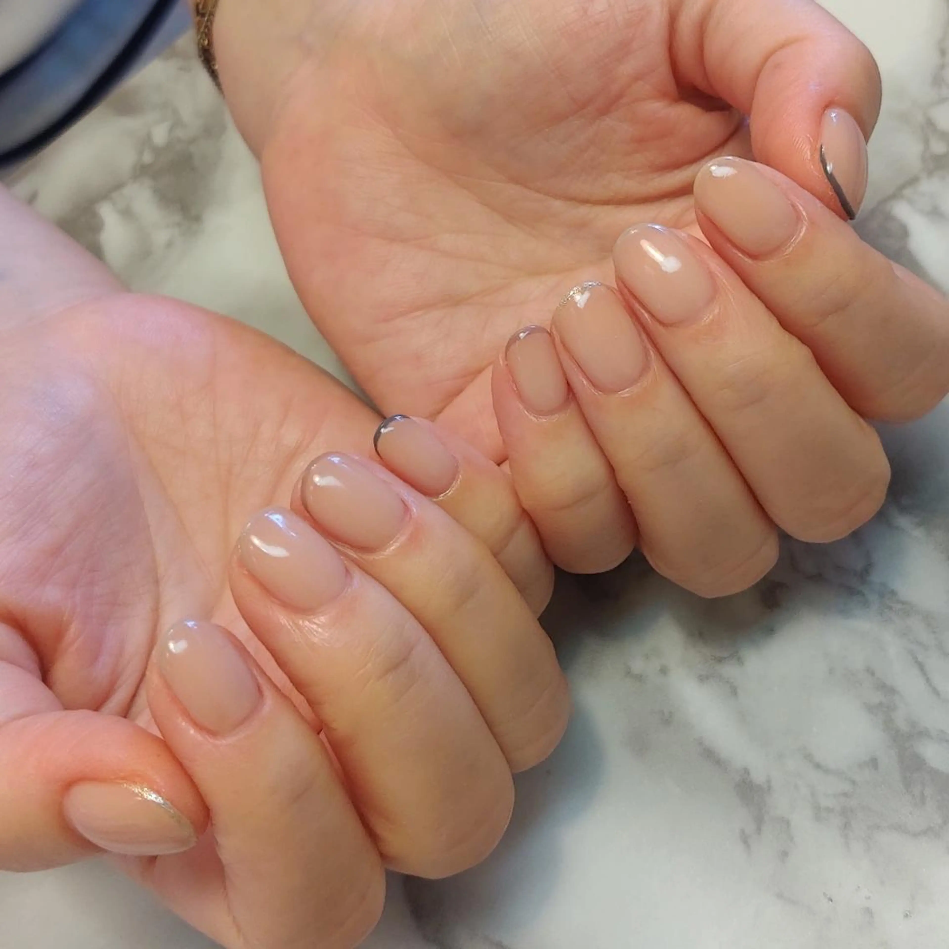 ネイル フレンチネイル ジェヌインネイル 河内のネイルデザイン