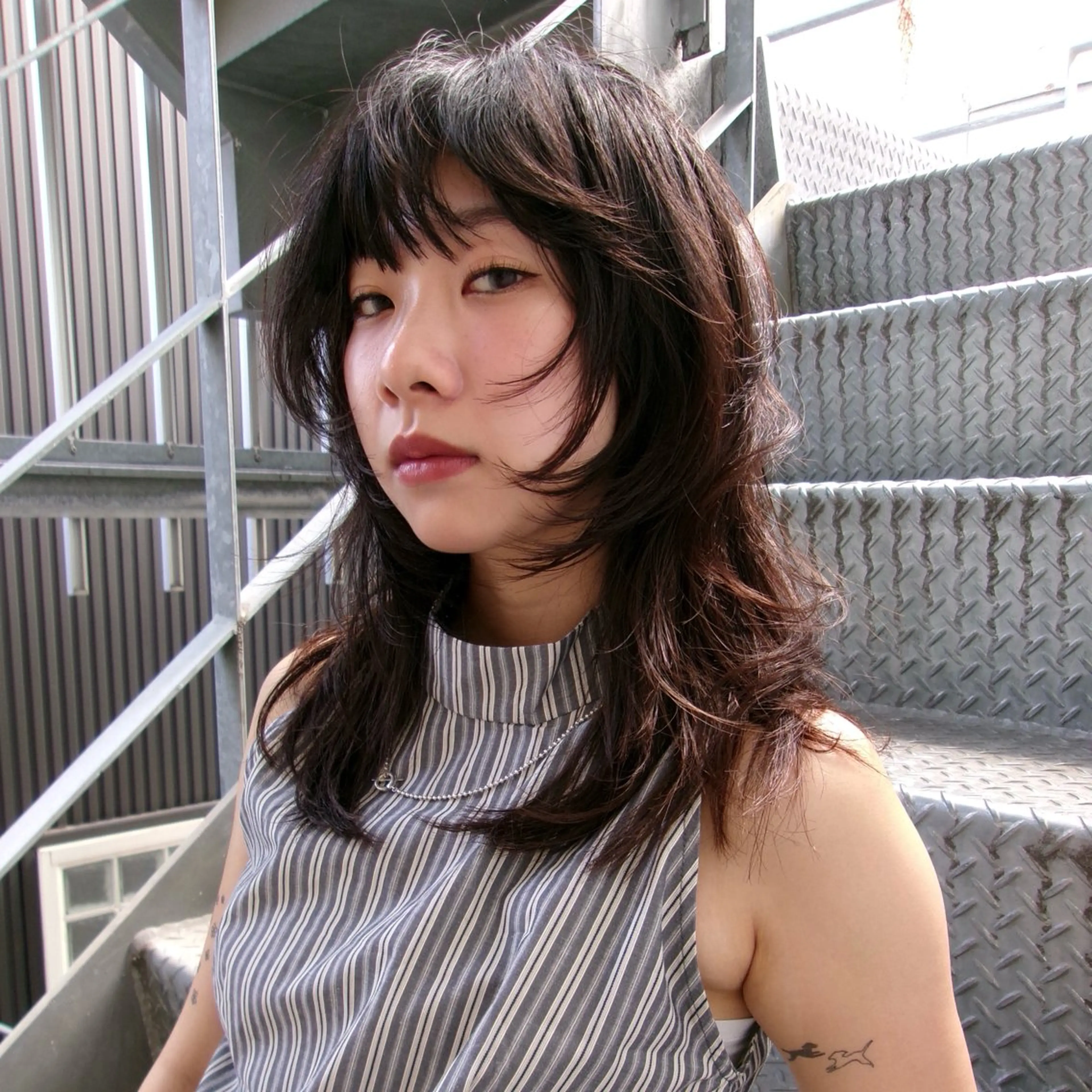 セミロング ハッシュカット🎀 レイヤーカットのヘアスタイル