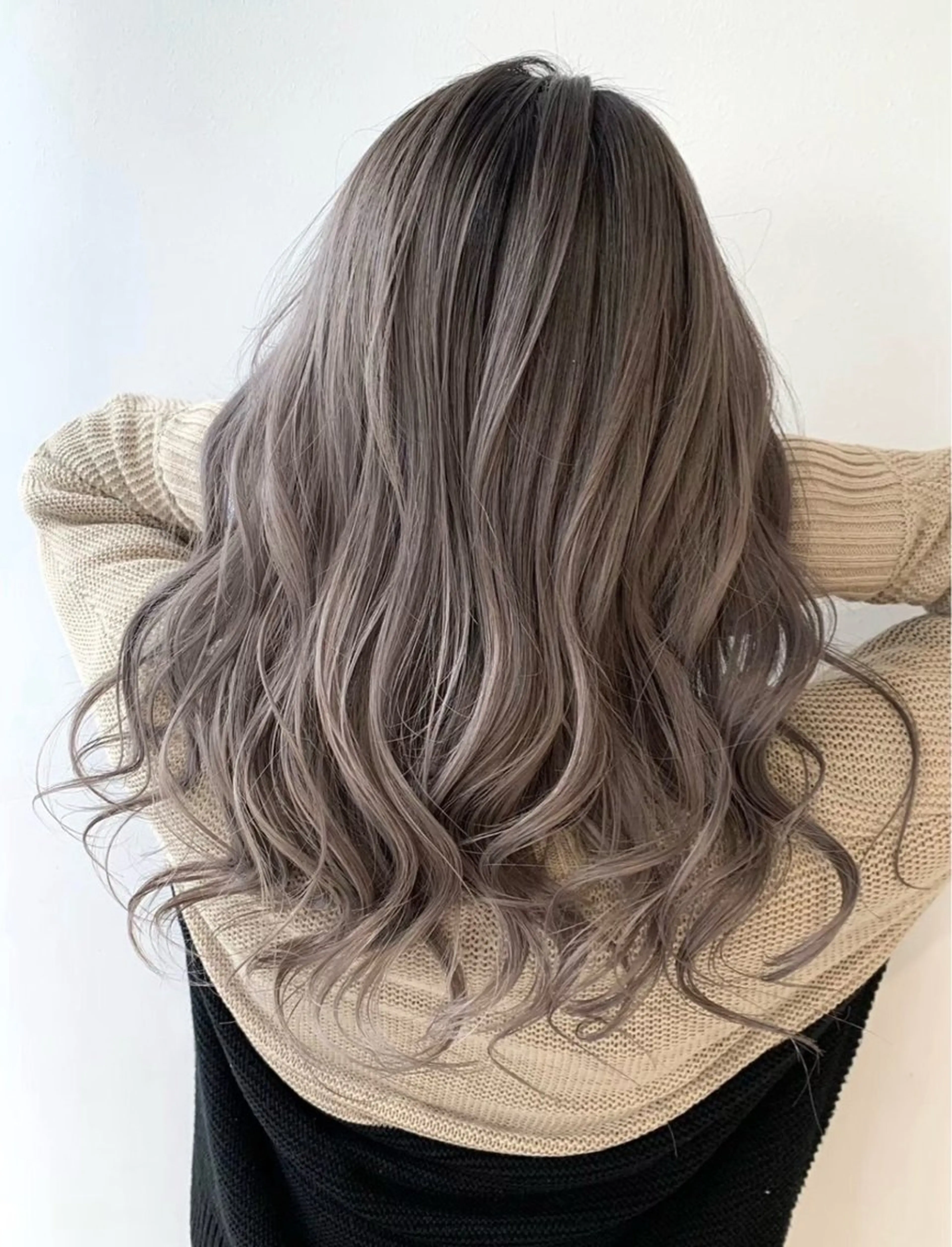 セミロング カラー ヘアアレンジ ブリーチ ダブルカラー ヘアカラー ✨透明感／艶／ レイヤー／相原楓🍁のヘアスタイル