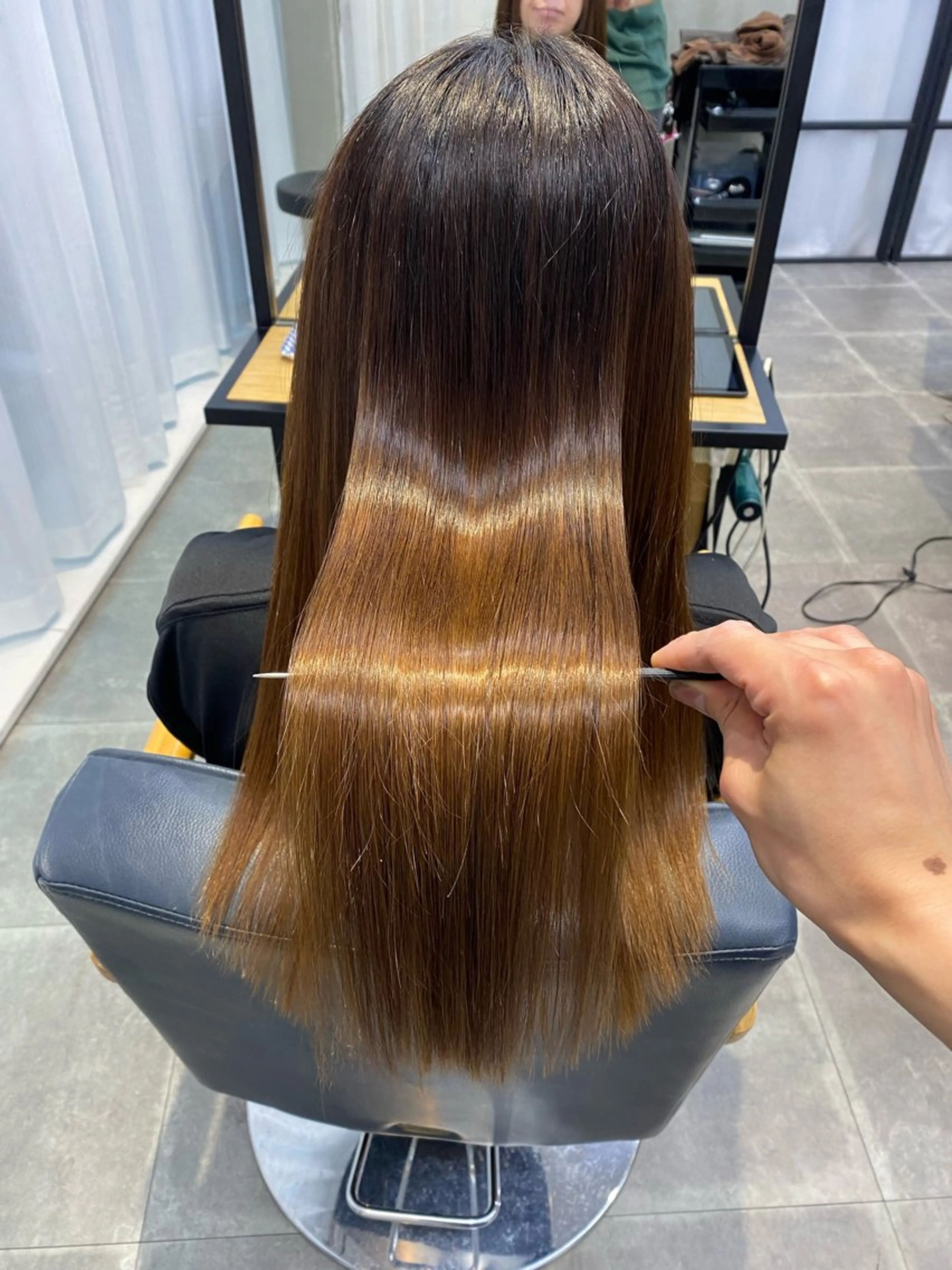 ロング カット ヘアカラー トリートメント RUI⚪️艶髪 ⚪️髪質改善のヘアスタイル