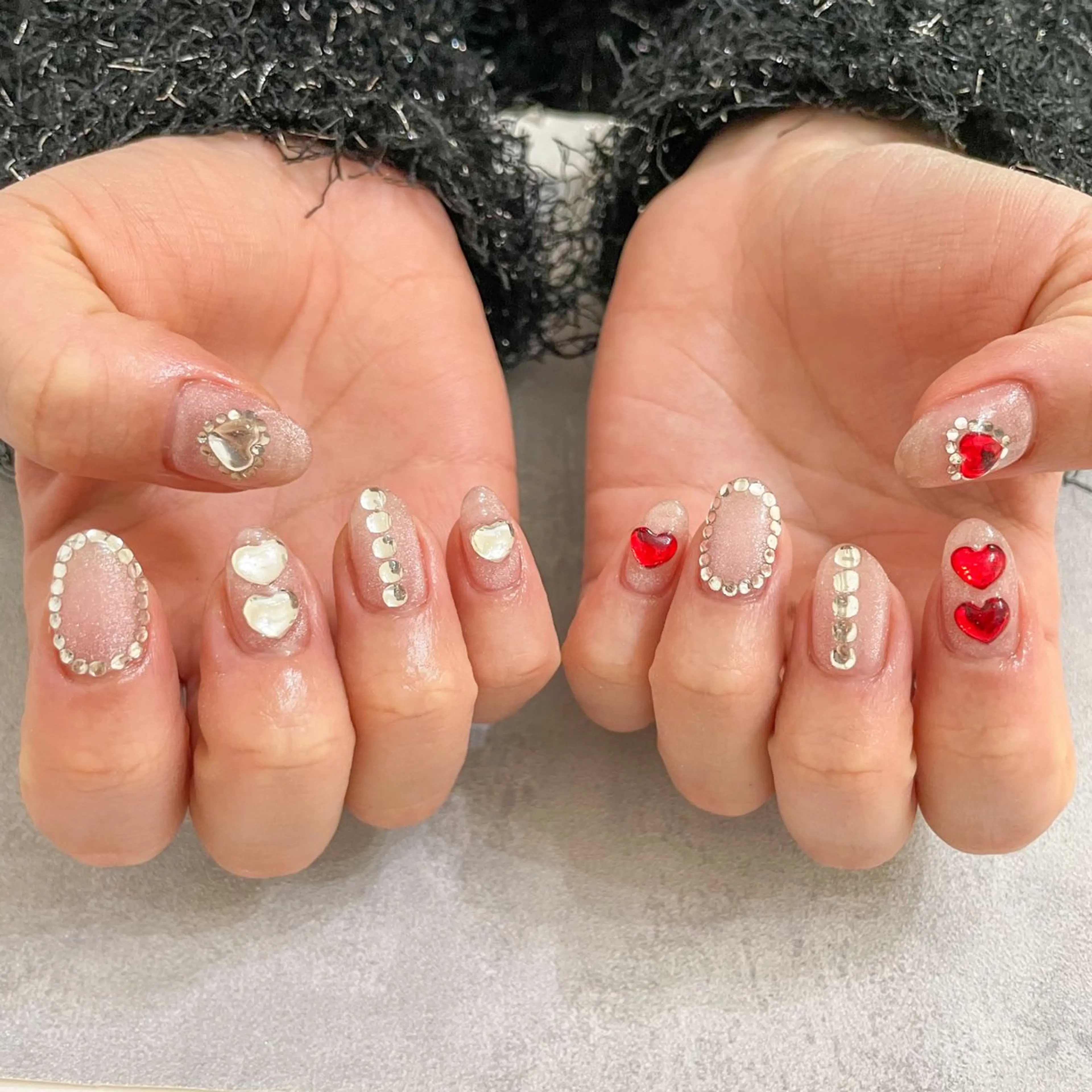 ネイル ハンドネイル ゴテゴテ💙ワンホン リオナのネイルデザイン