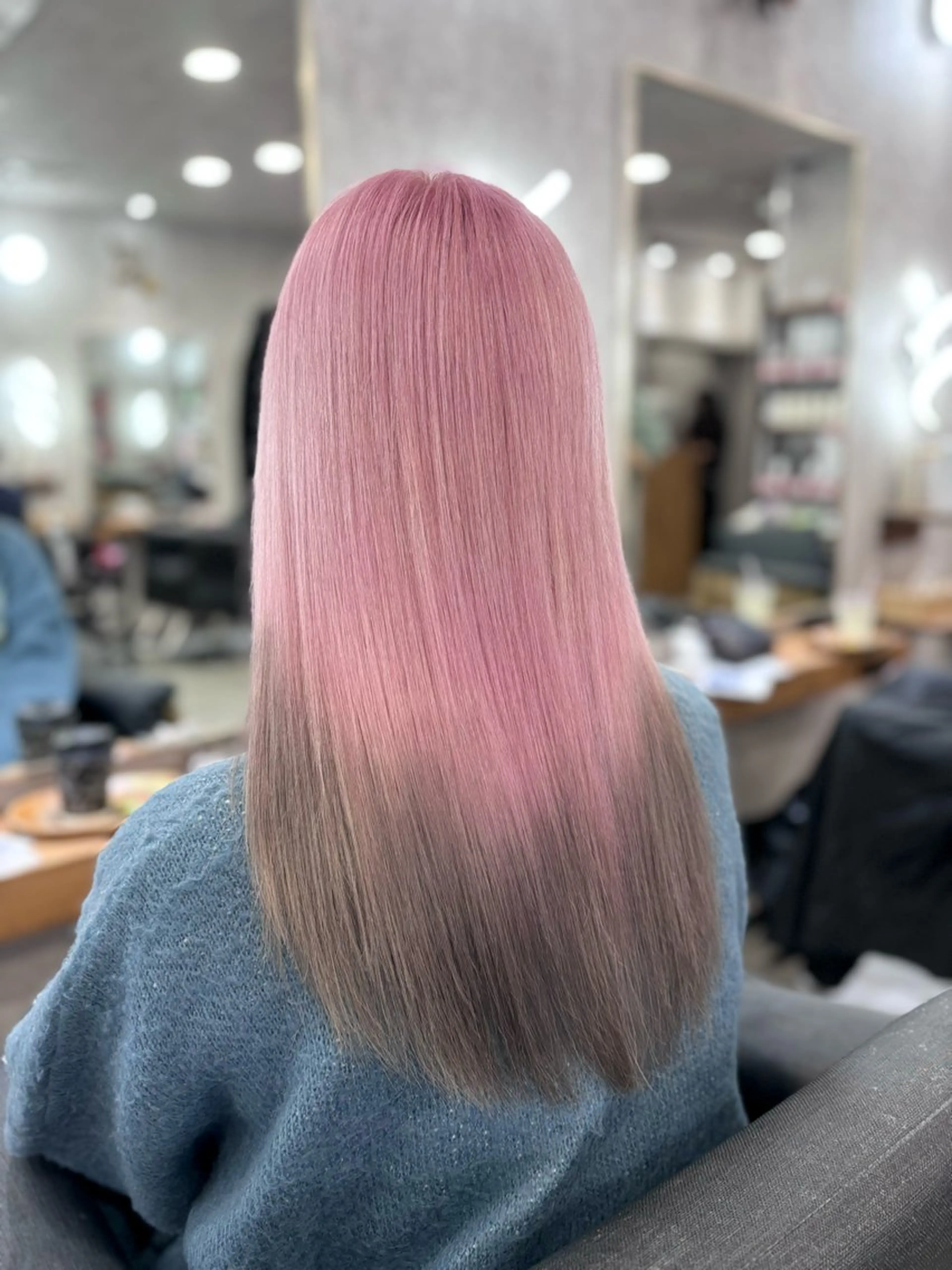 ミディアム カラー ブリーチ ヘアカラー 🦋 SHION 🦋のヘアスタイル