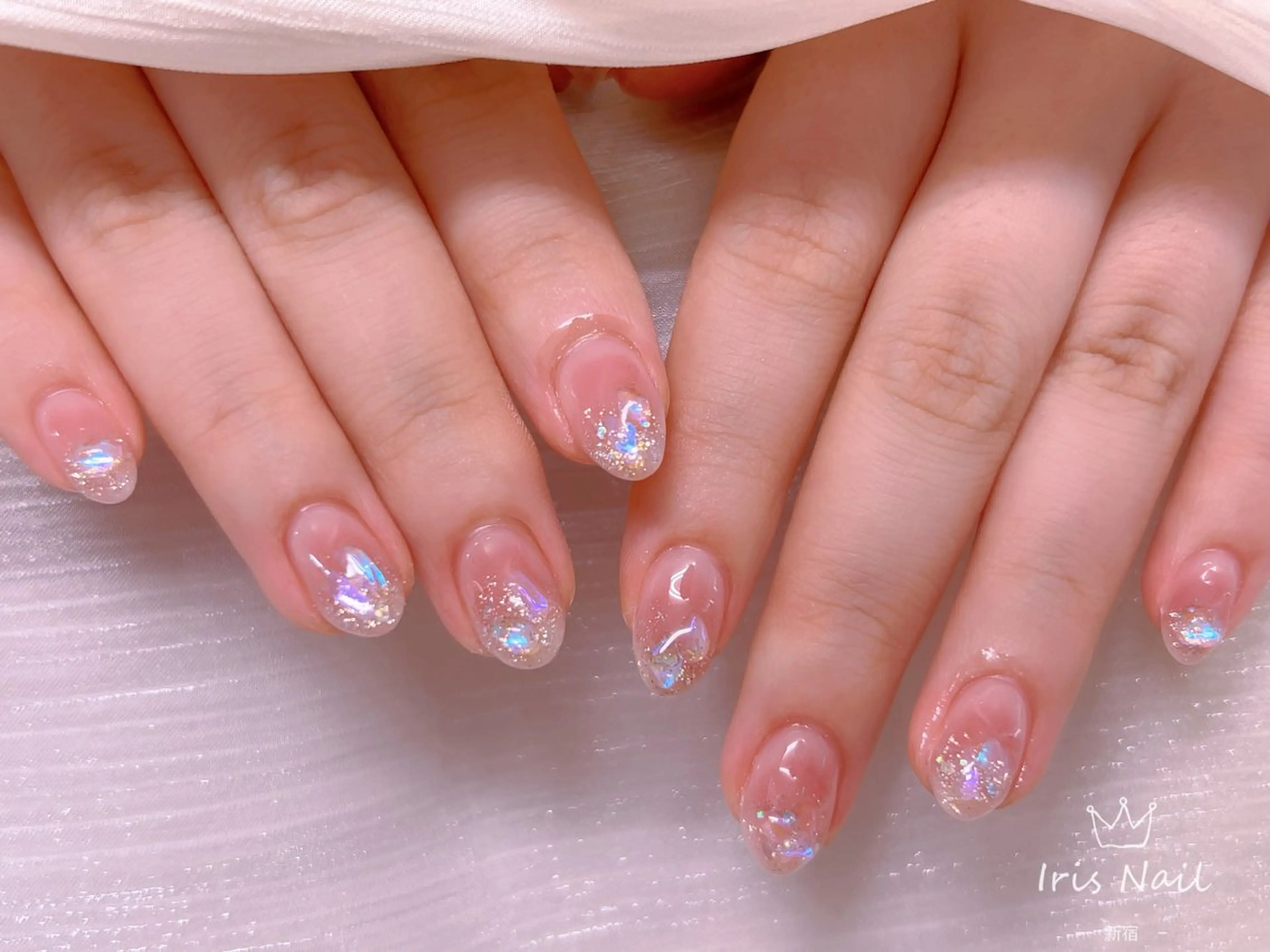 ネイル フレンチネイル ジェルネイル グラデーション 韓国ネイル マグネットネイル ハンドネイル 【長さ出し】 IRIS NAILのネイルデザイン