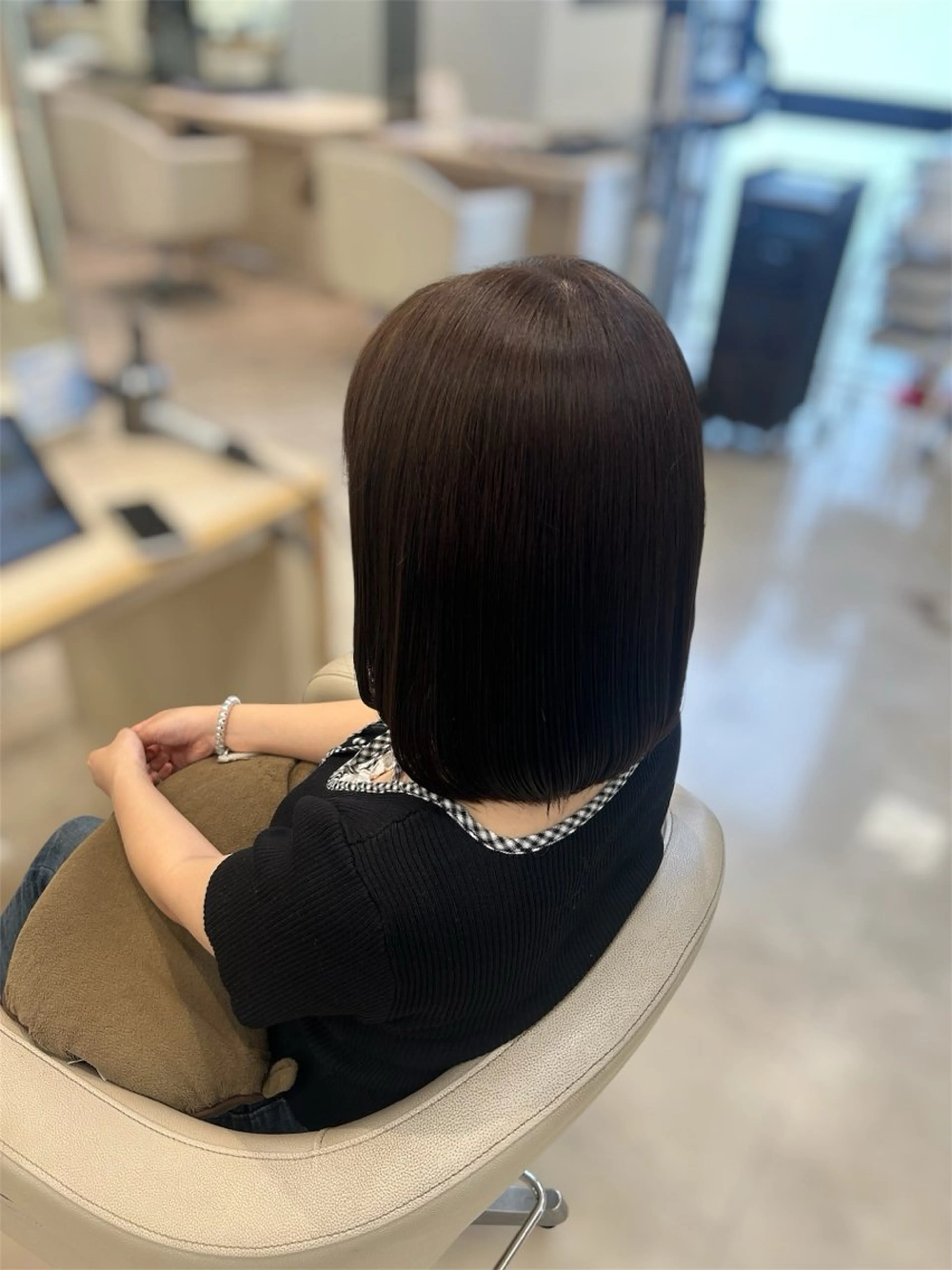 ショート カラー ヘアカラー トリートメント ヘッドスパ ヘアセット ベージュ/つや髪/ レイヤー／ゆいなのヘアスタイル