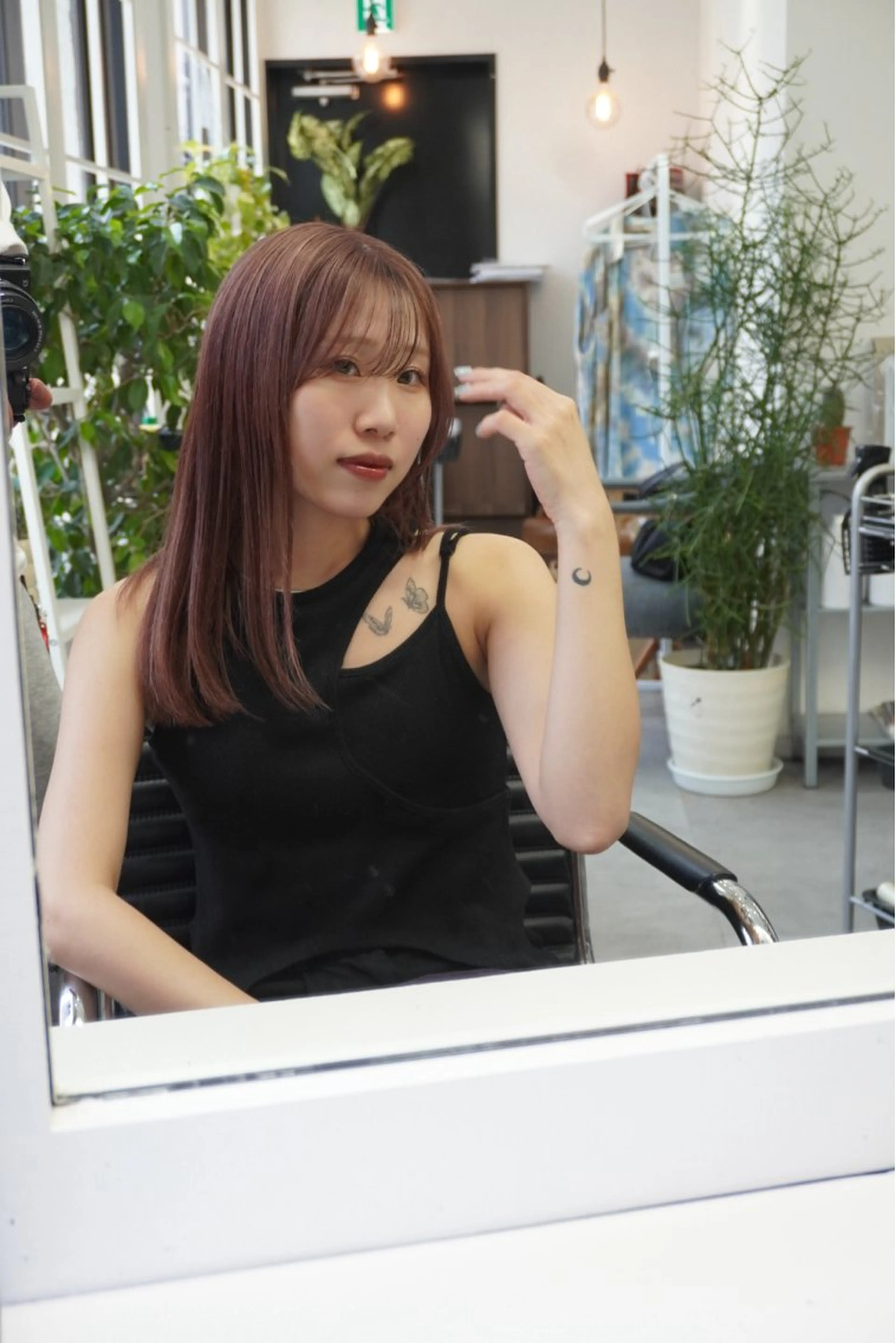 セミロング カラー ベージュカラー ピンクカラー ピンクベージュ カット ヘアカラー トリートメント レイヤー／似合わせ TAKUYAのヘアスタイル