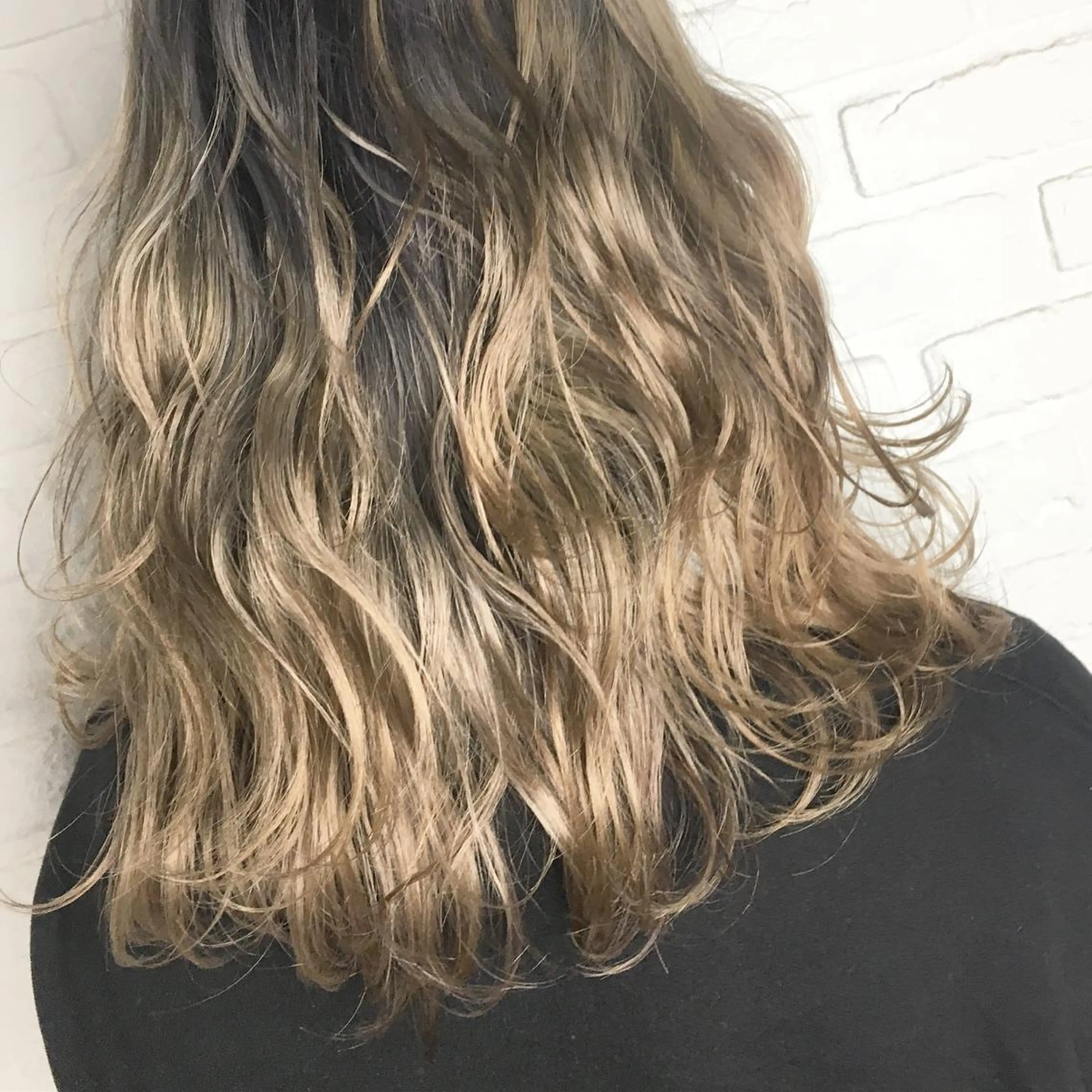 セミロング カラー flocci🌙 フロクシのヘアスタイル