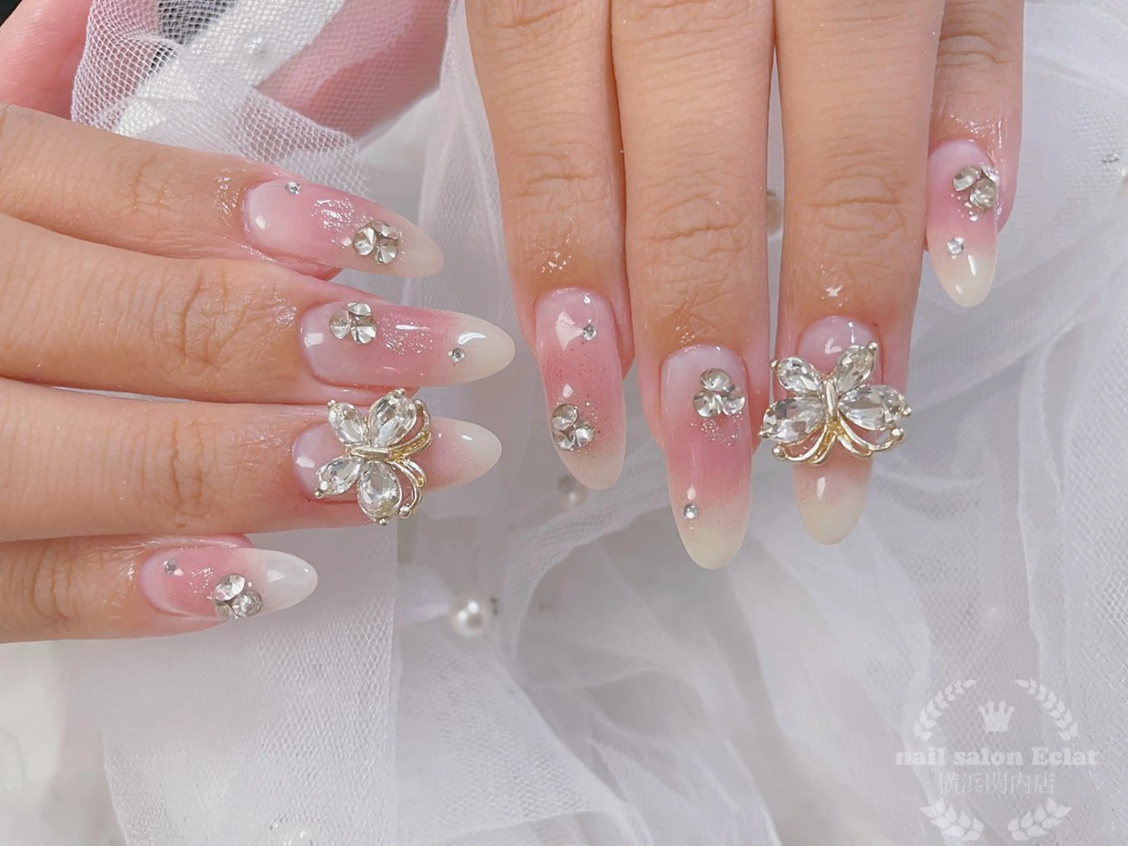 ネイル ハンドネイル ネイルサロンエクラ 🫧Shizukaのネイルデザイン