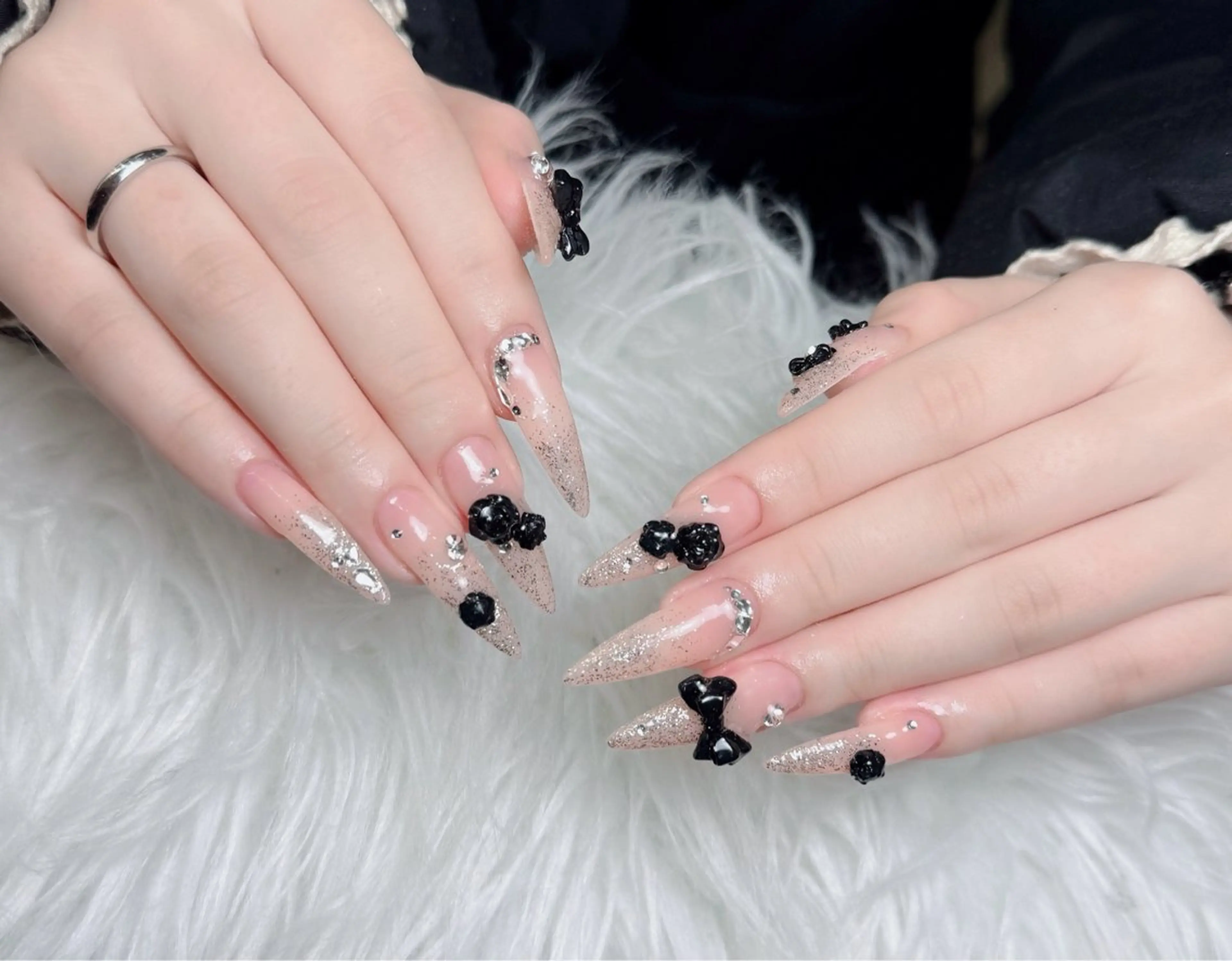 ネイル アートネイル 長さ出し 韓国ネイル マグネットネイル 持ち込み ハンドネイル Lenie Nail Salonのネイルデザイン