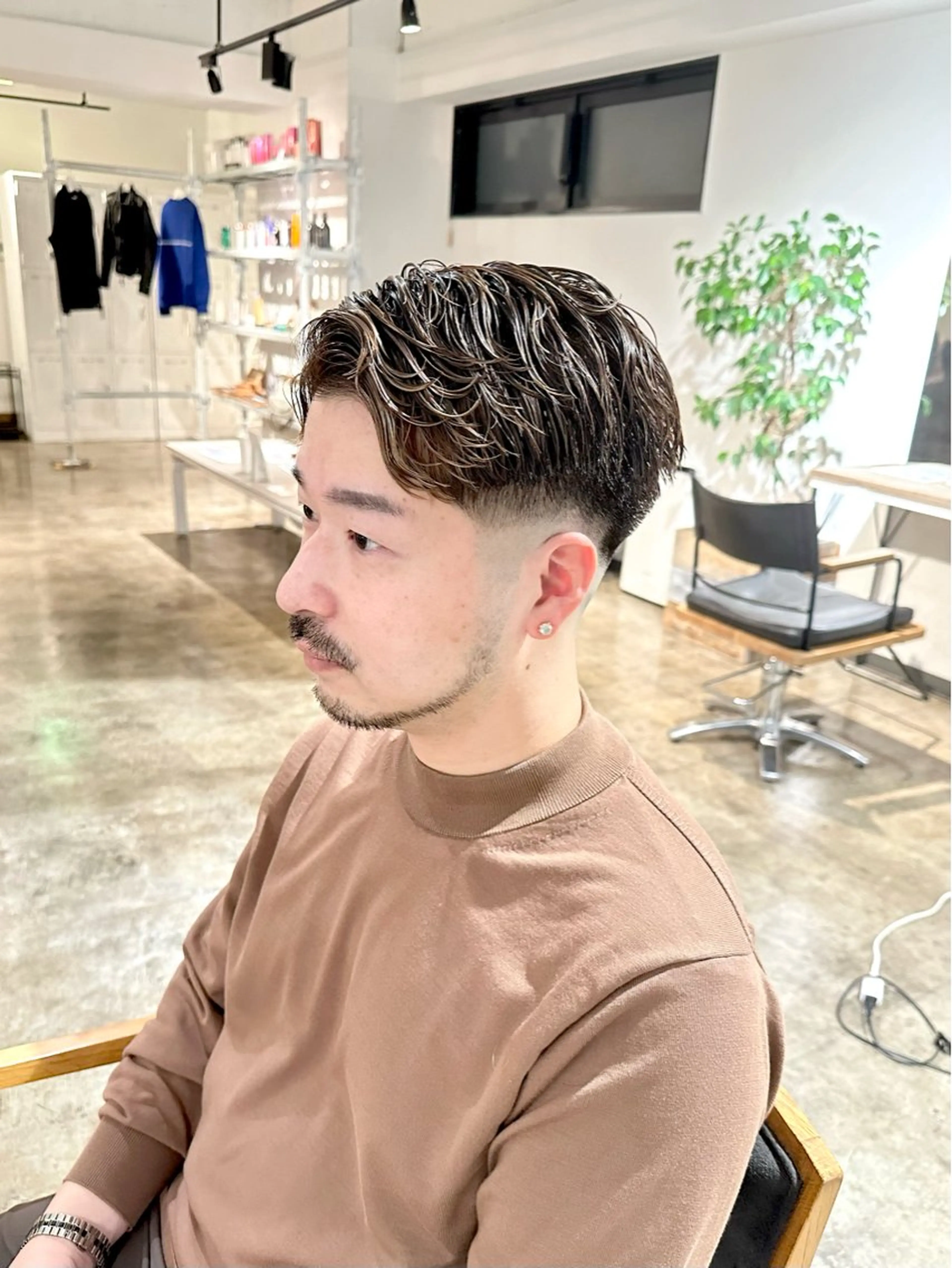 メンズ フェードカット 七三 スキンフェード カット 骨格補正施術/メンズ 専門美容師/YUYAのヘアスタイル