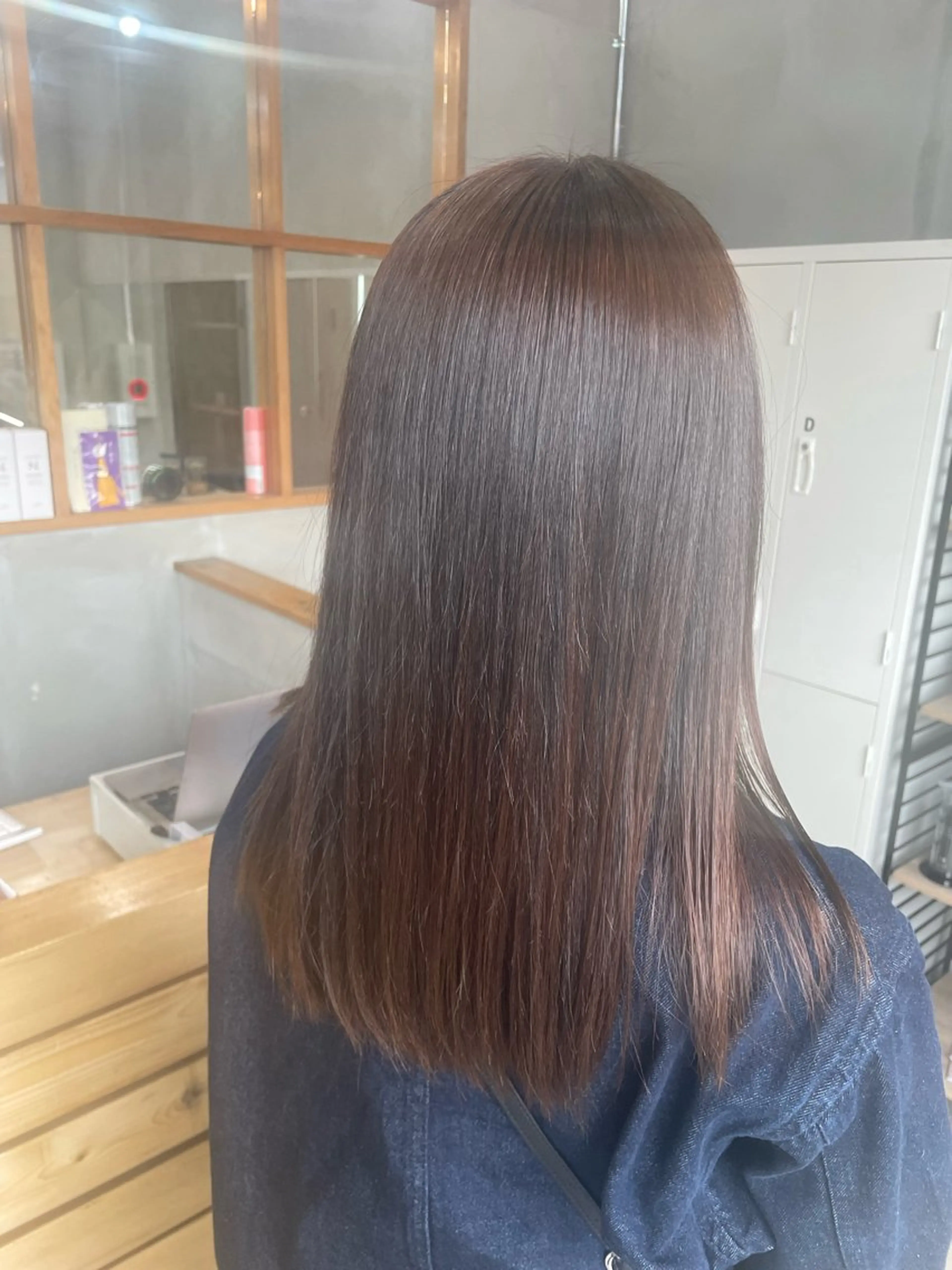 セミロング 縮毛矯正 佐野 広祐のヘアスタイル