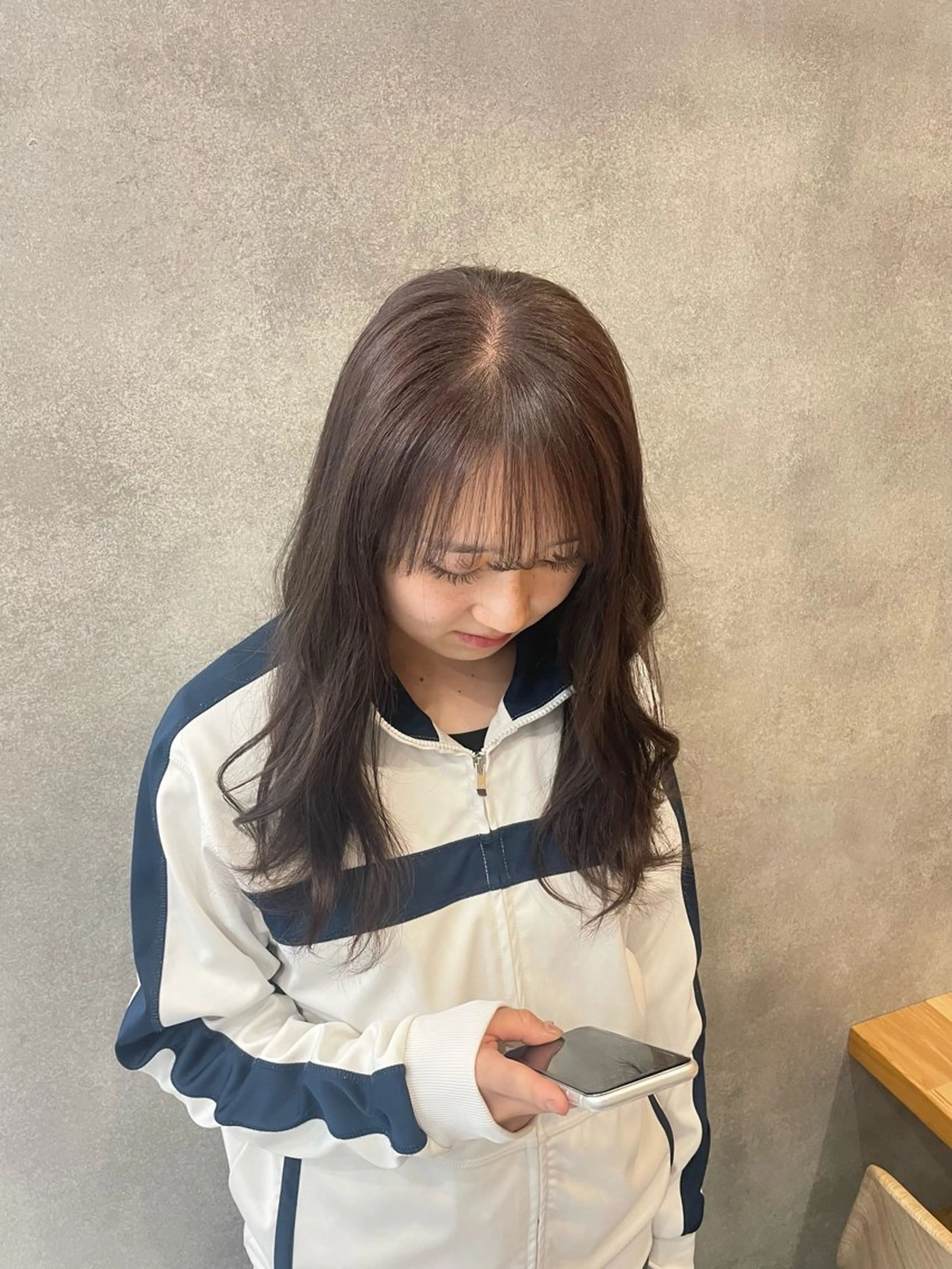 カラー アッシュ 透明感カラー ラベンダーカラー ラベンダーアッシュ 樋口 江理香のヘアスタイル