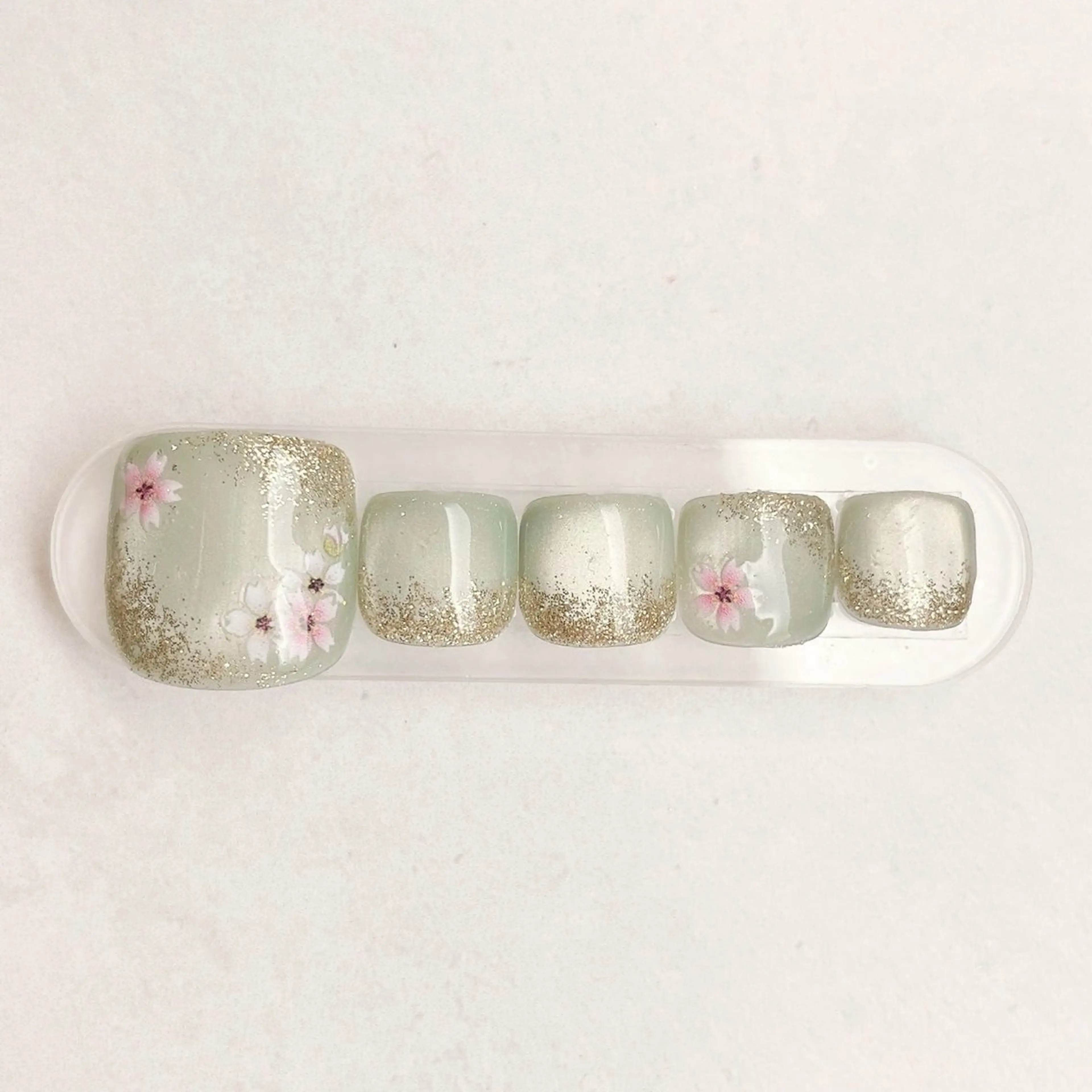 ネイル Tiary Nail ♡minako♡のネイルデザイン