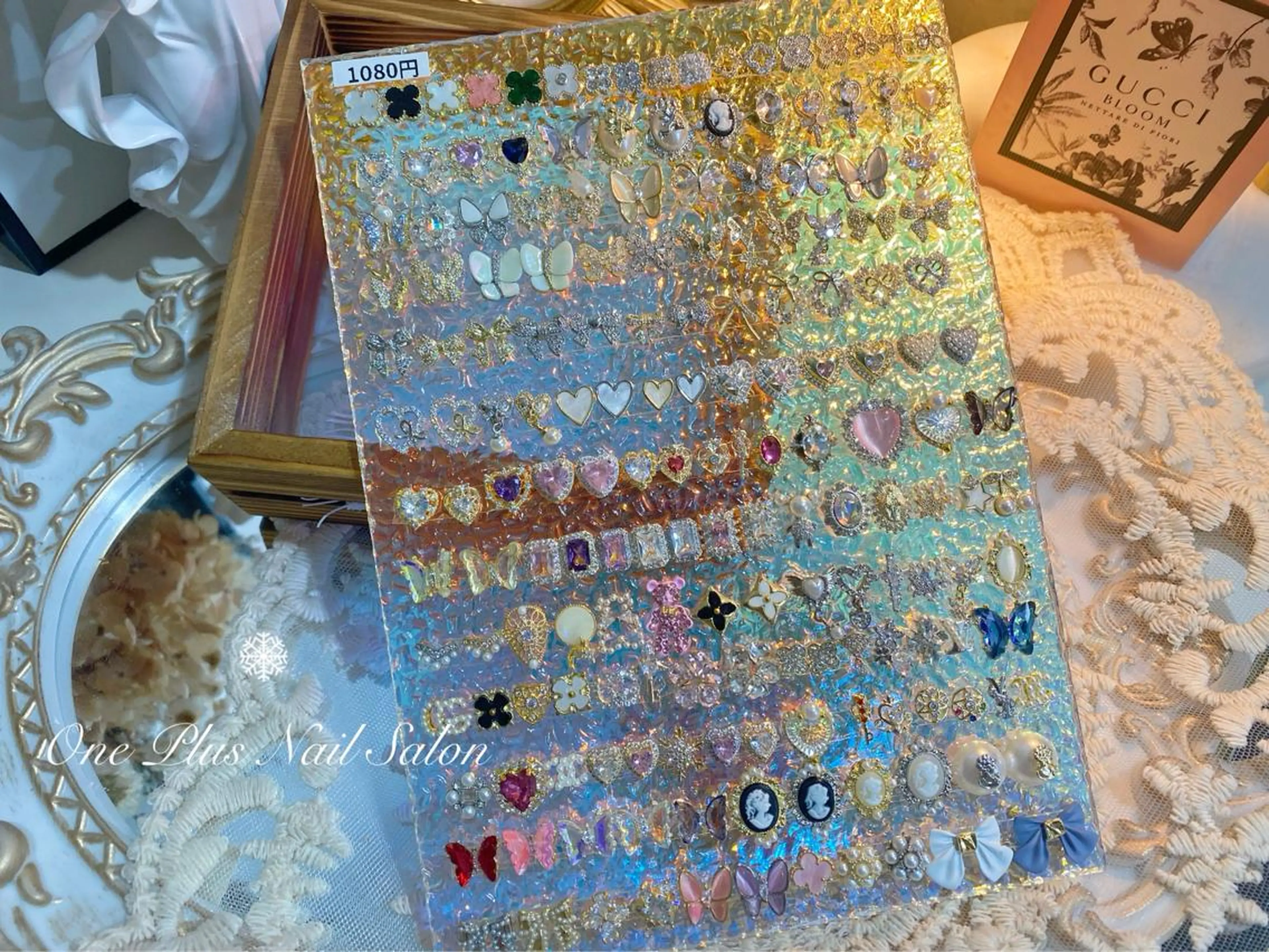 ショート カラー ネイル 韓国風ヘア 韓国ネイル One Plus Nail Salonのネイルデザイン