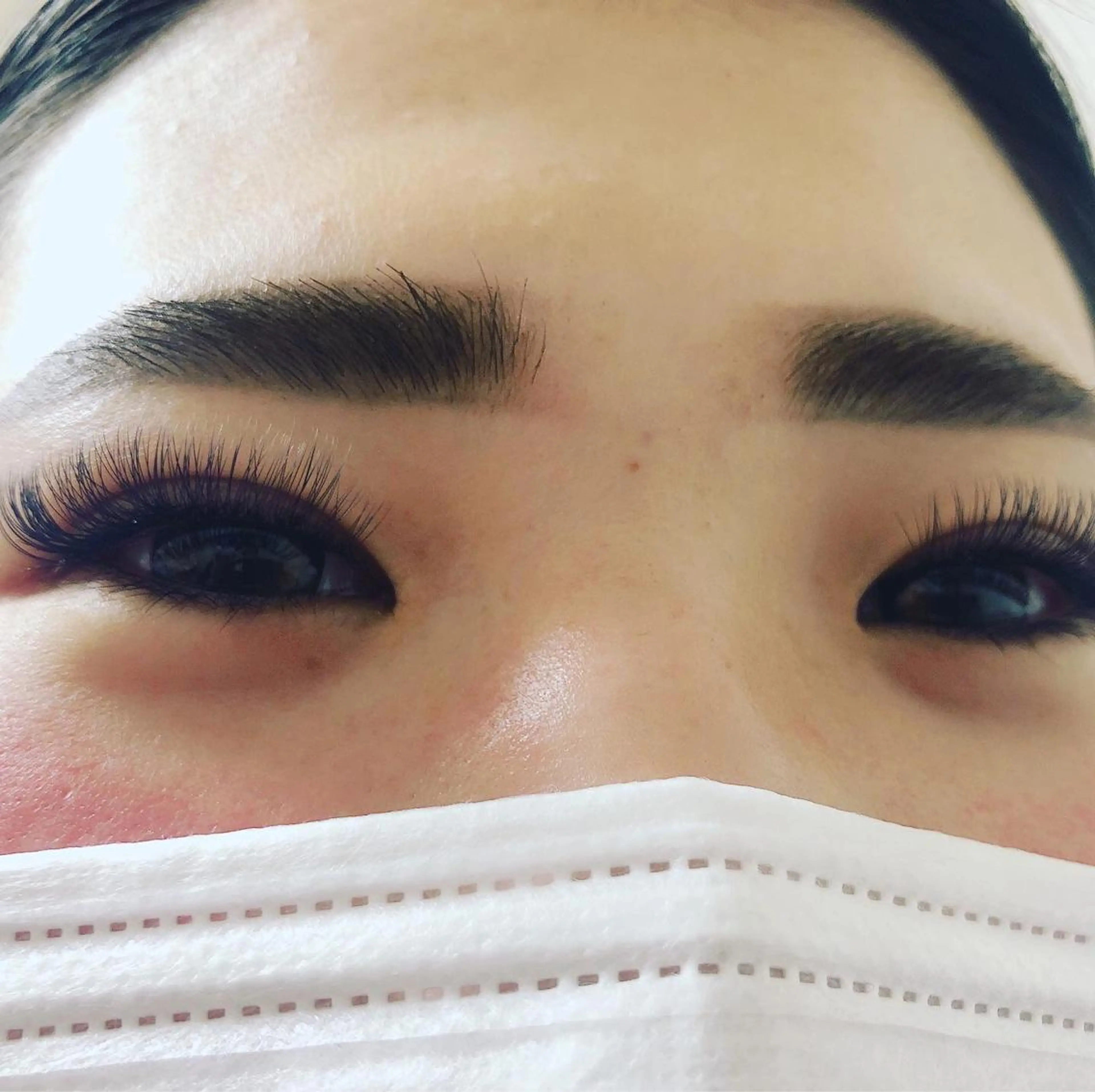 マツエク・マツパ emi ...の眉毛・アイブロウイメージ