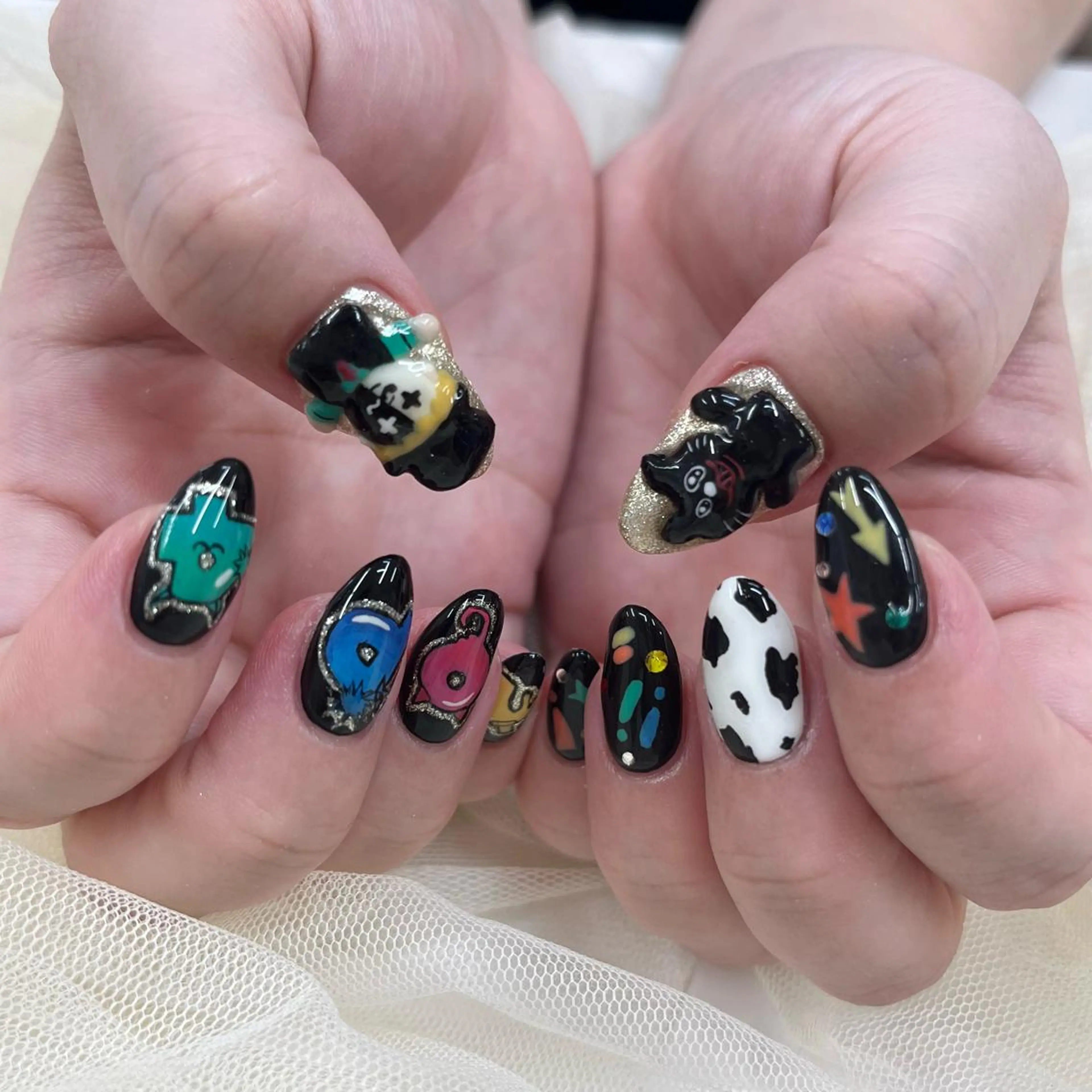 ミディアム ネイル ハンドネイル 池袋痛ネイル Nok. 渡辺のネイルデザイン