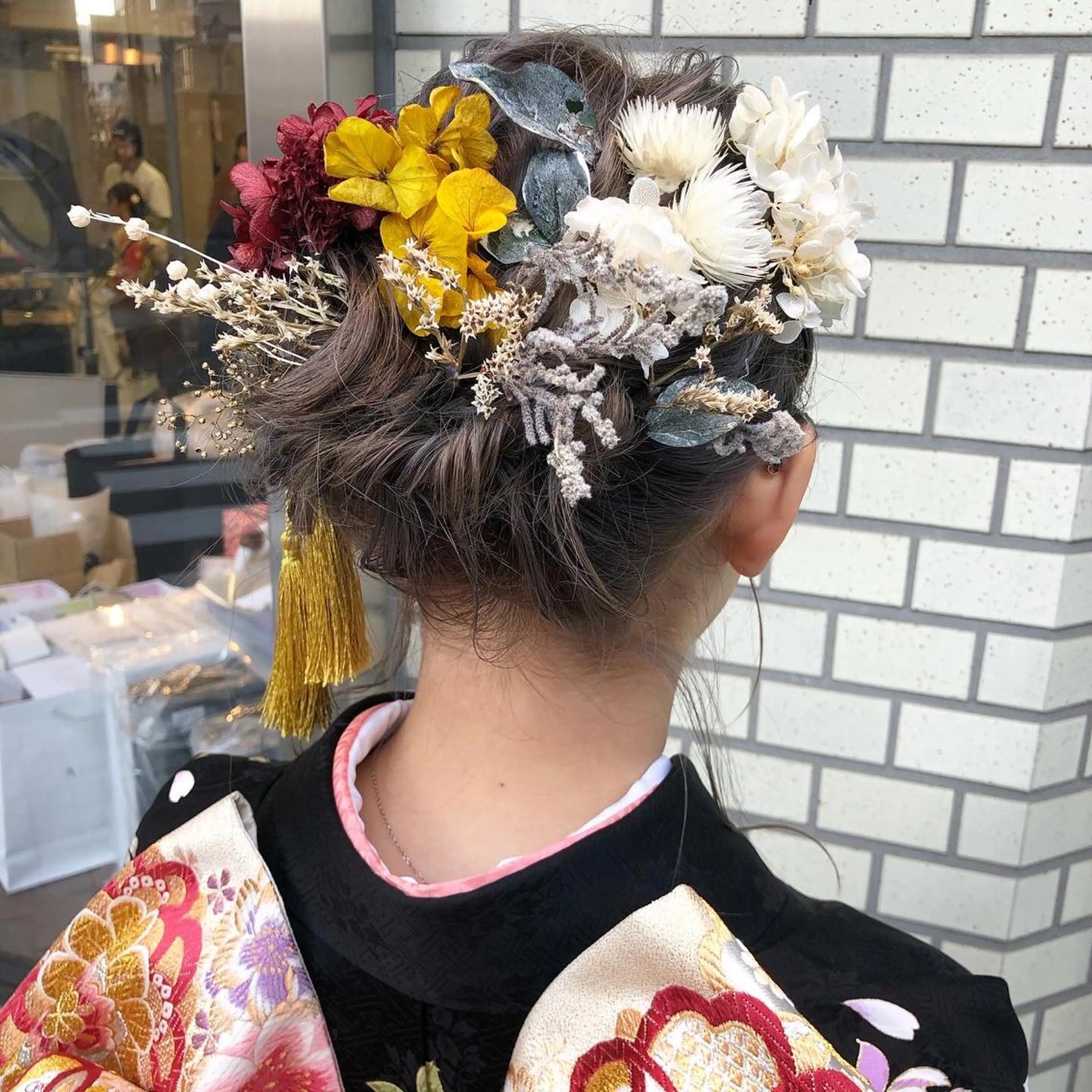 ロング カラー パーマ ヘアアレンジ 成人式 カット ヘアカラー ハイトーン特化🤍 浦住のヘアスタイル