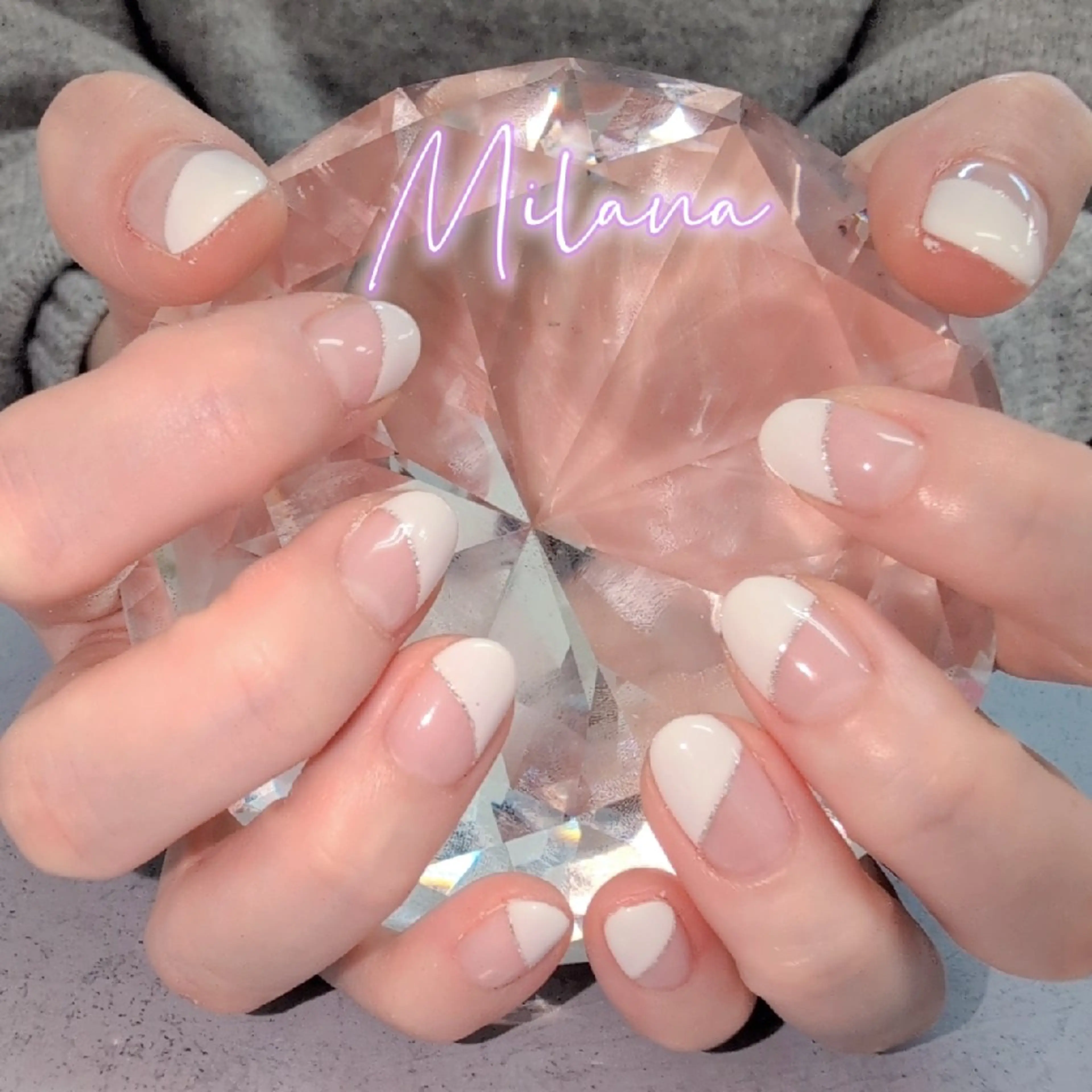 ネイル フレンチネイル ラメ(グリッター) 斜めフレンチ ハンドネイル Milana 川瀬のネイルデザイン
