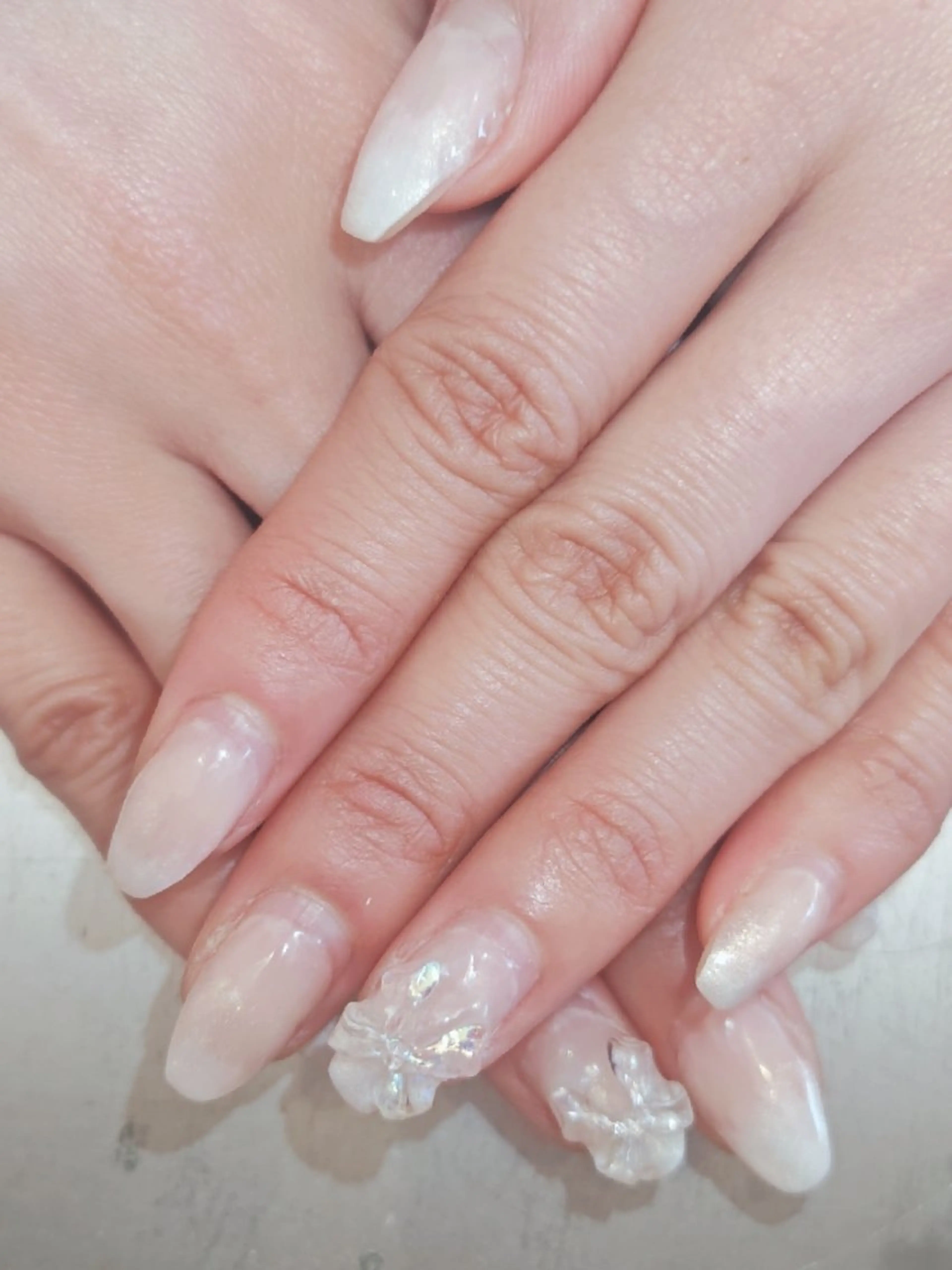 ネイル ホワイト ハンドネイル 黒浜 ちなみのネイルデザイン