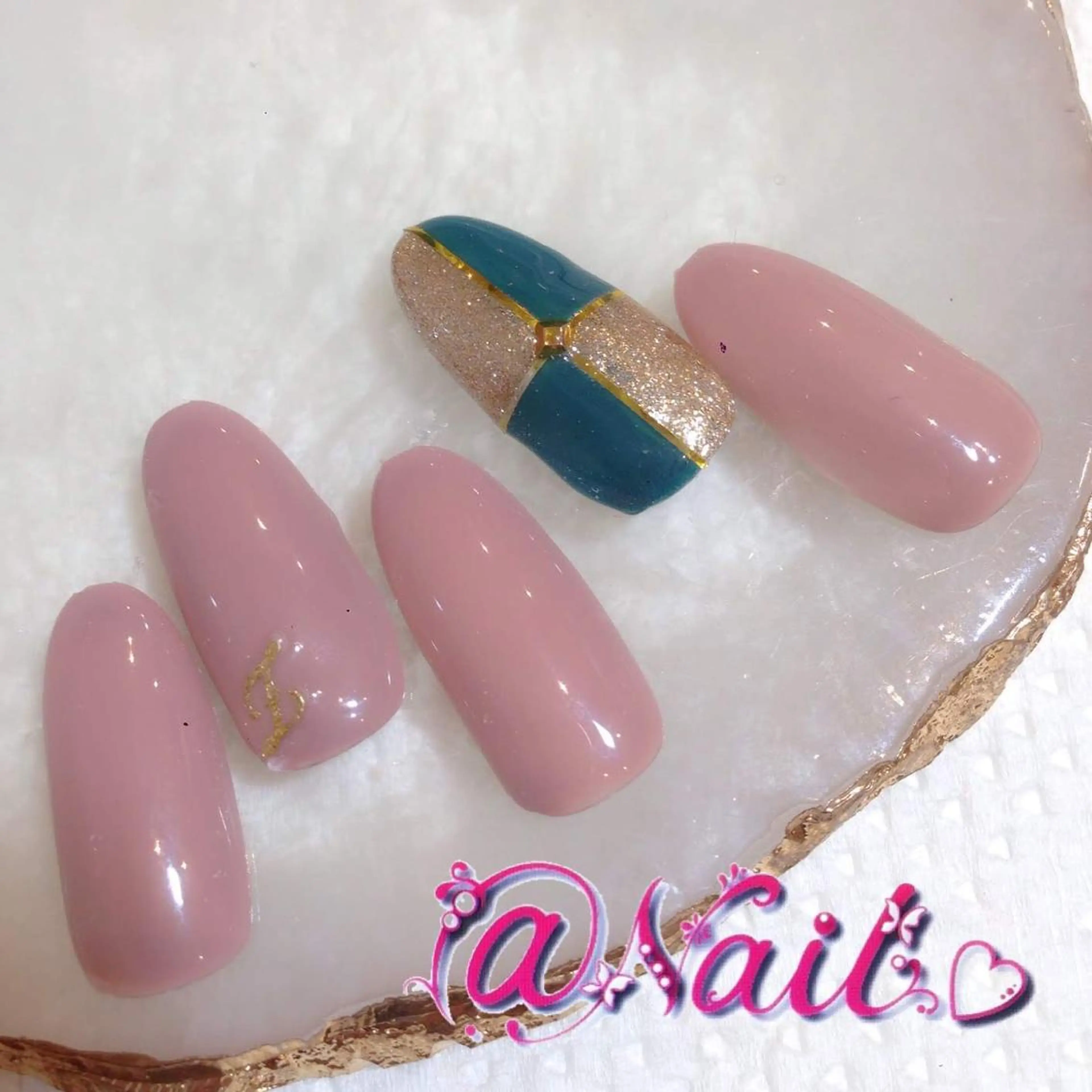 ネイル ネイルチップ 小尾 栞のネイルデザイン