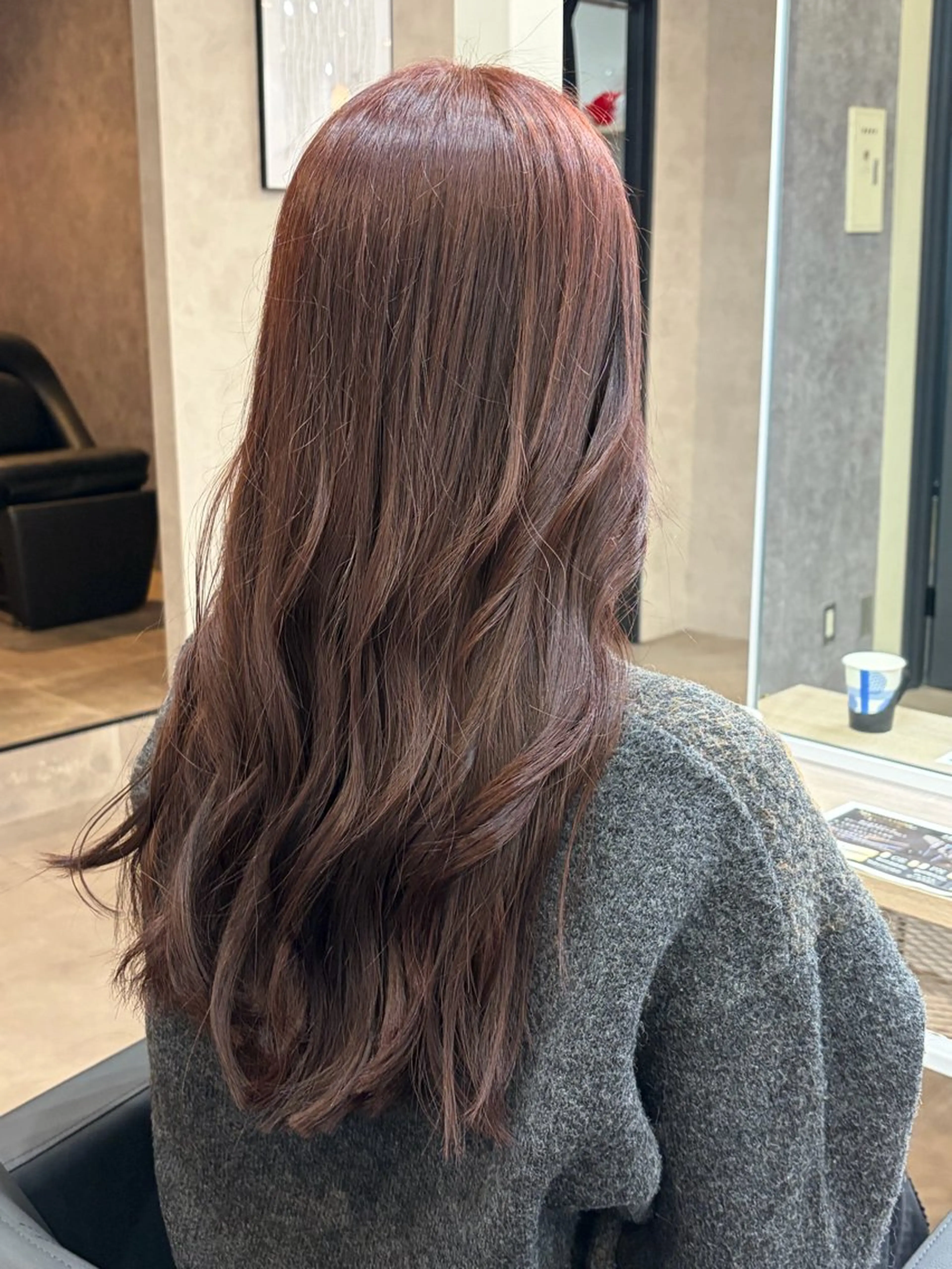 ロング カラー ブラウンカラー ピンクカラー 吉田 恋々音のヘアスタイル